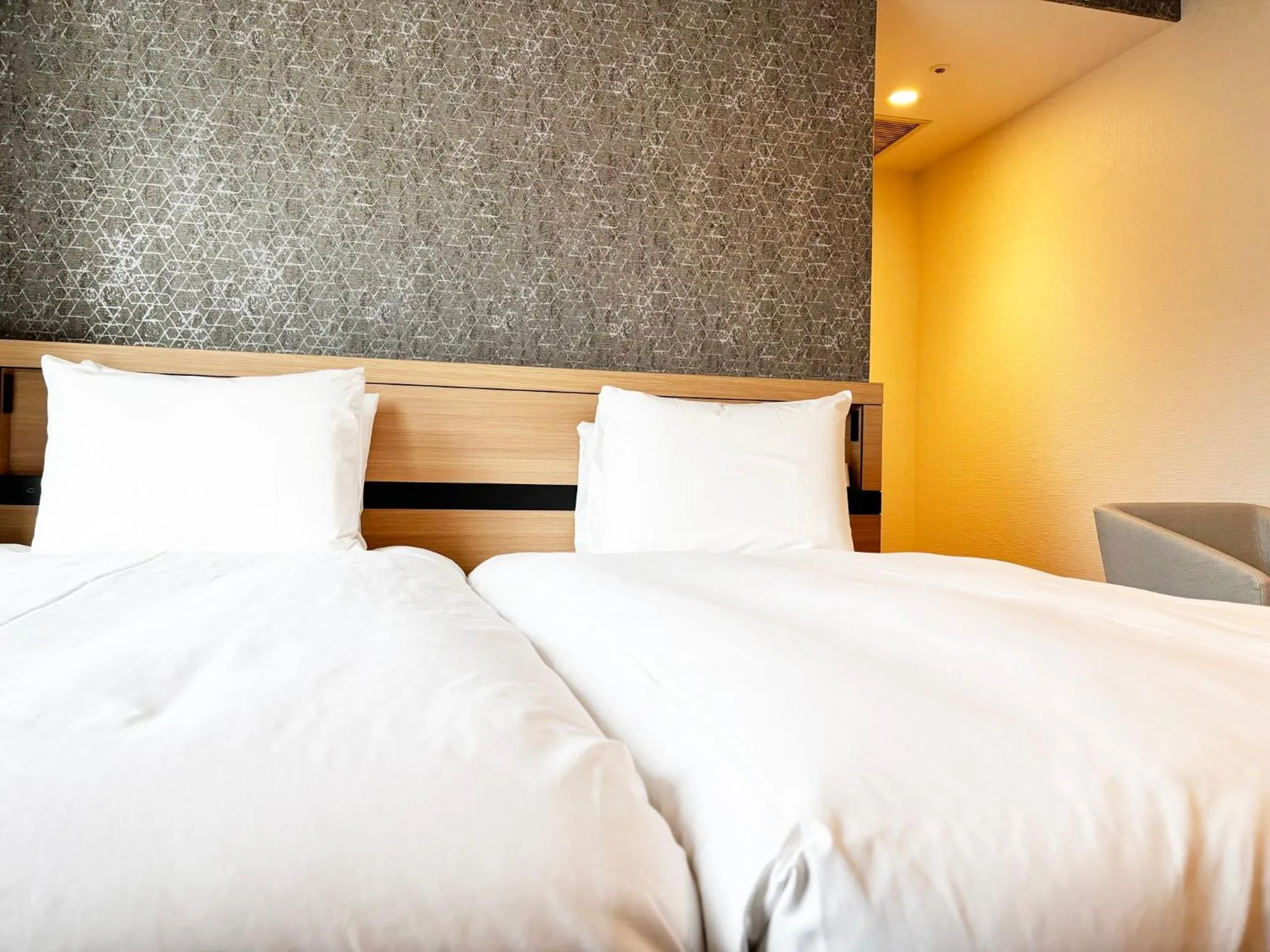 Photo of the whole room, Bed in ANA Crowne Plaza Sapporo by IHG