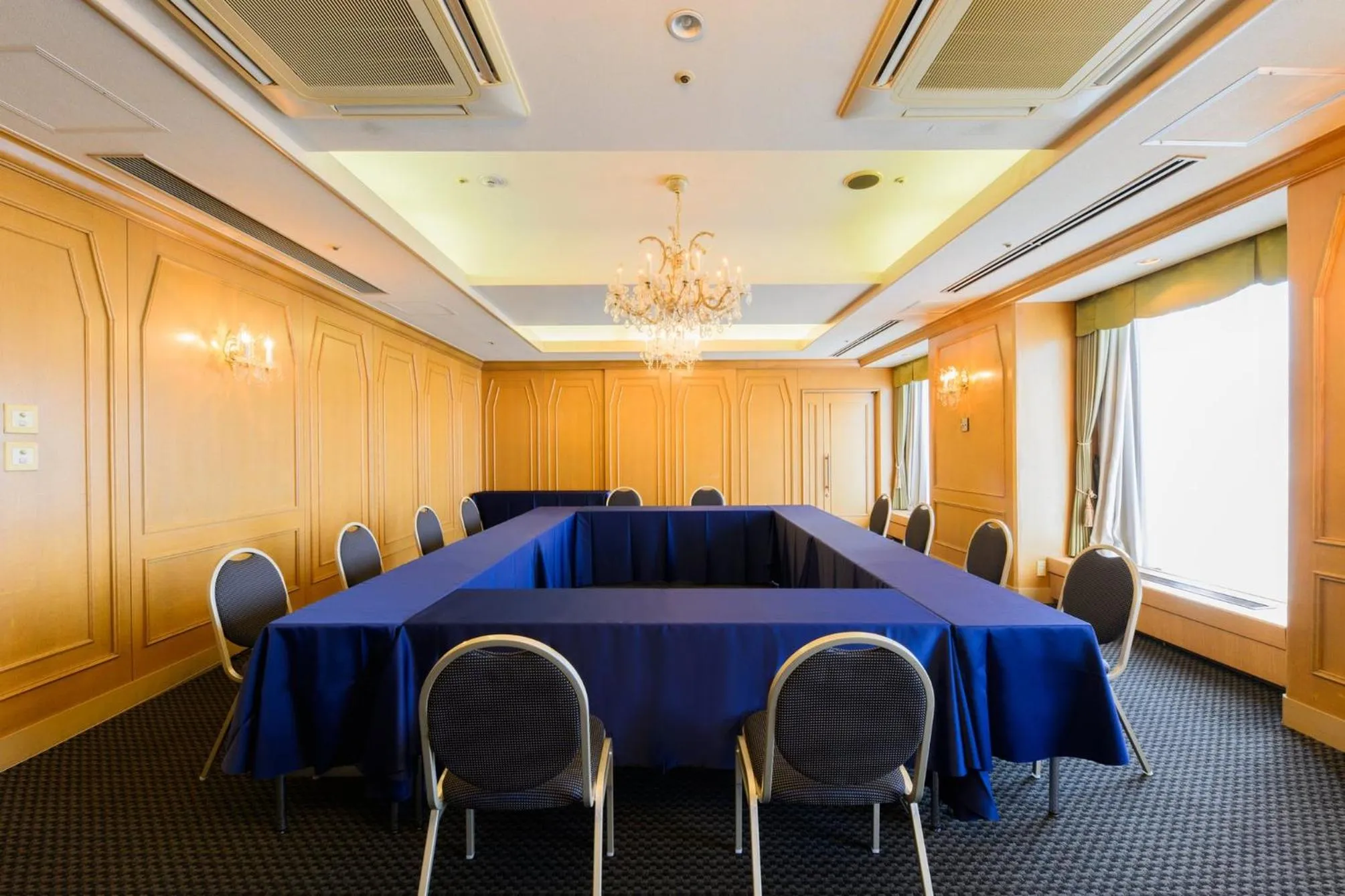 Meeting/conference room in ANA Crowne Plaza Sapporo by IHG