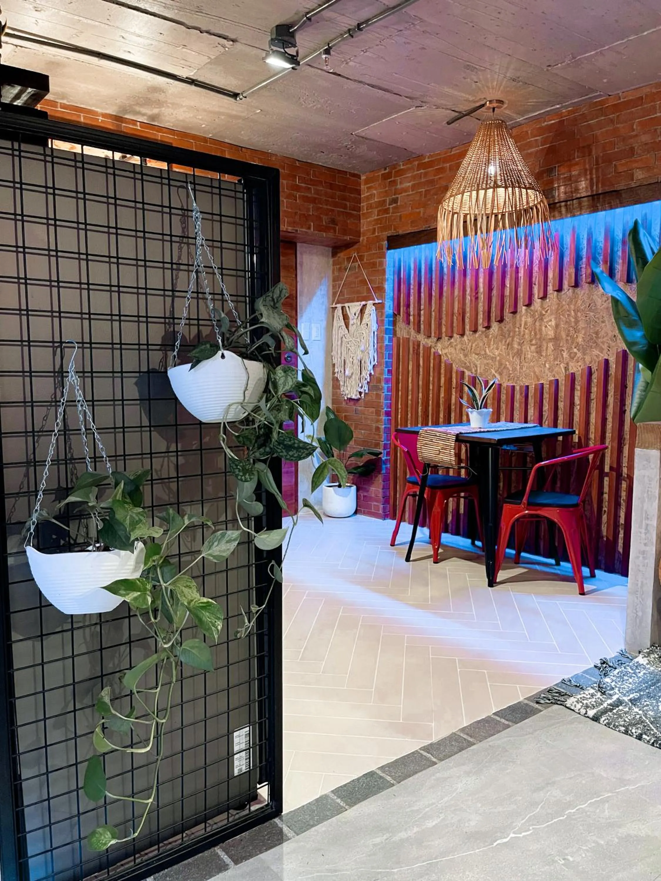 CLOCKWORKORANGE Luxury Suites