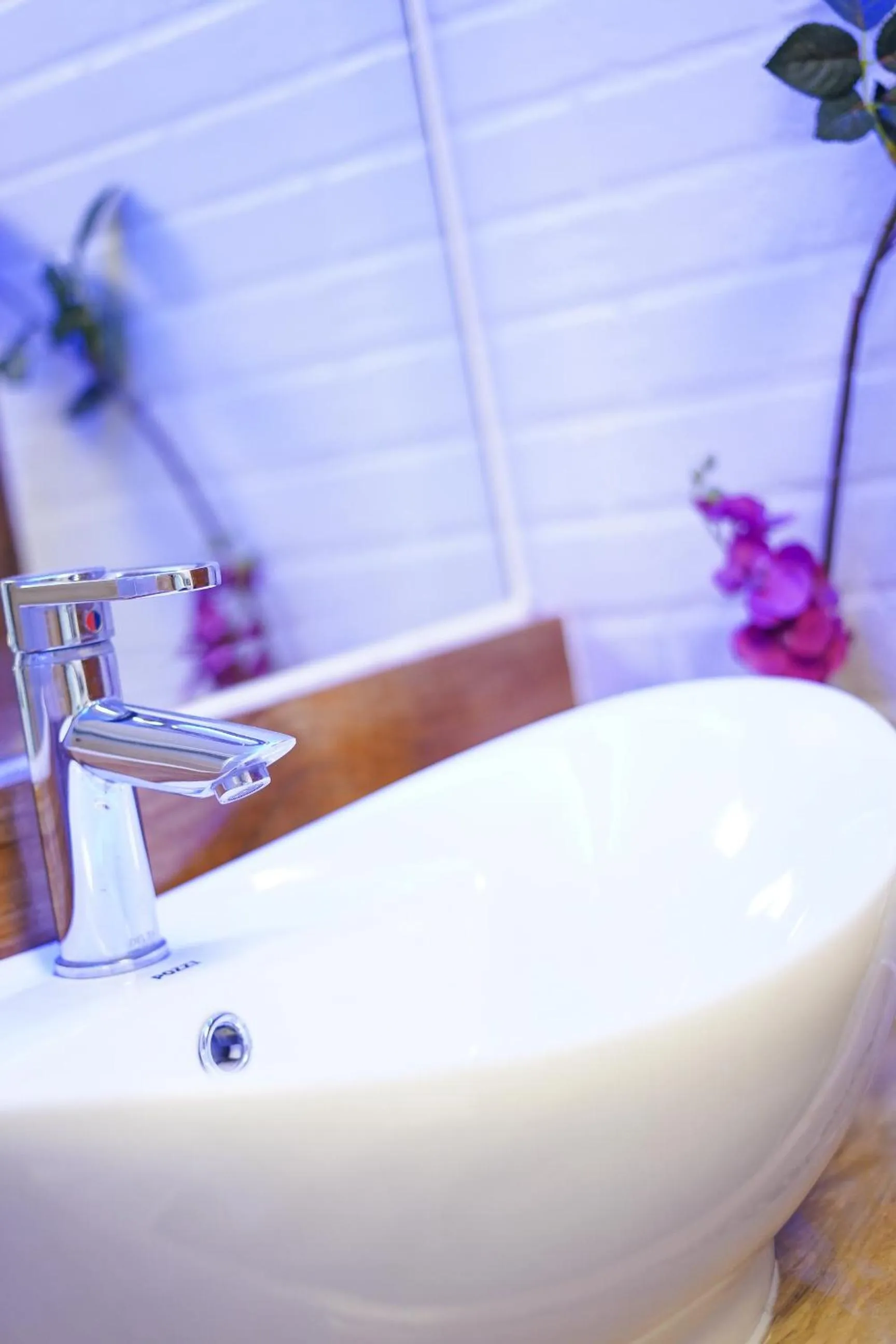 CLOCKWORKORANGE Luxury Suites