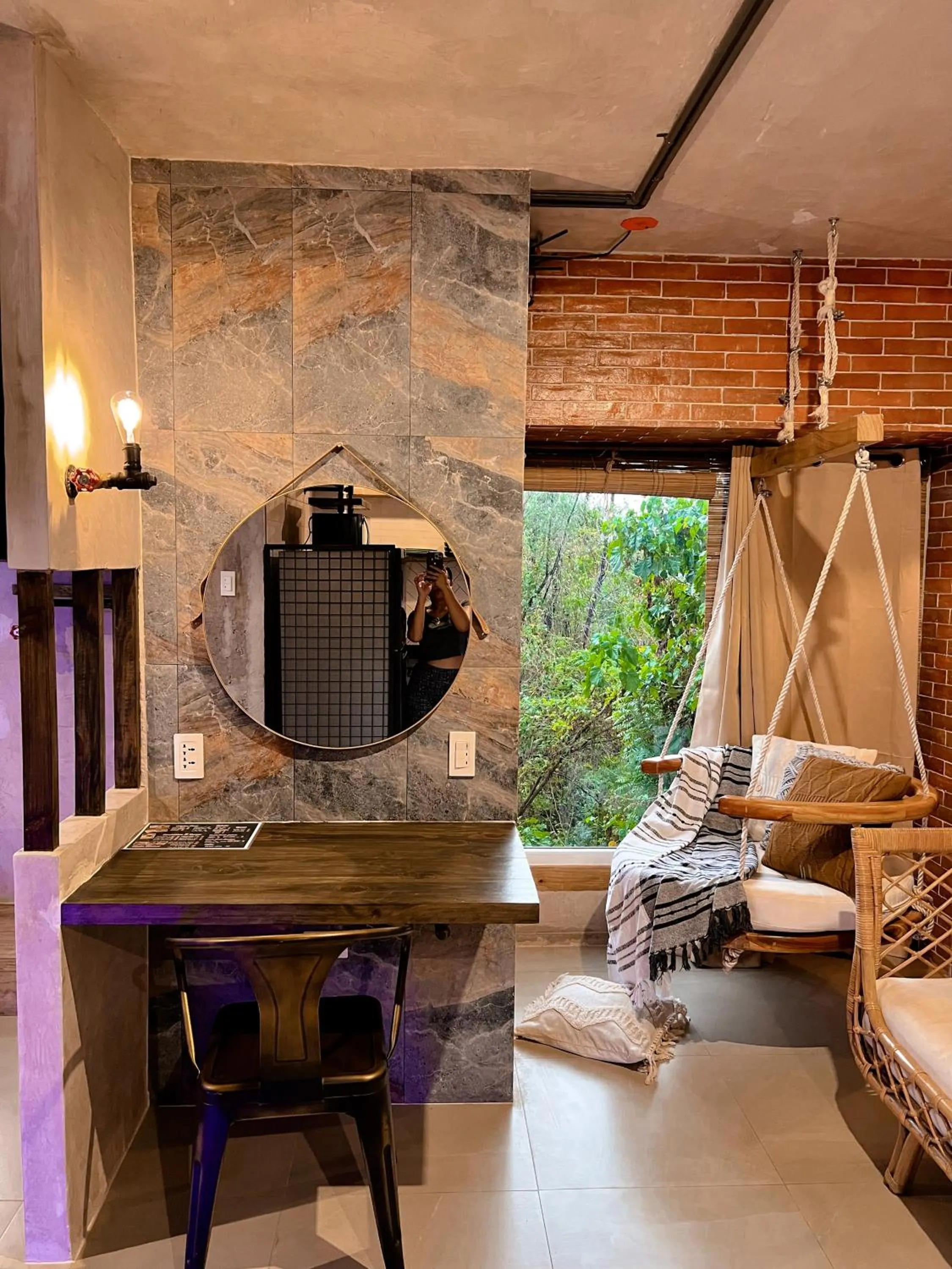 CLOCKWORKORANGE Luxury Suites