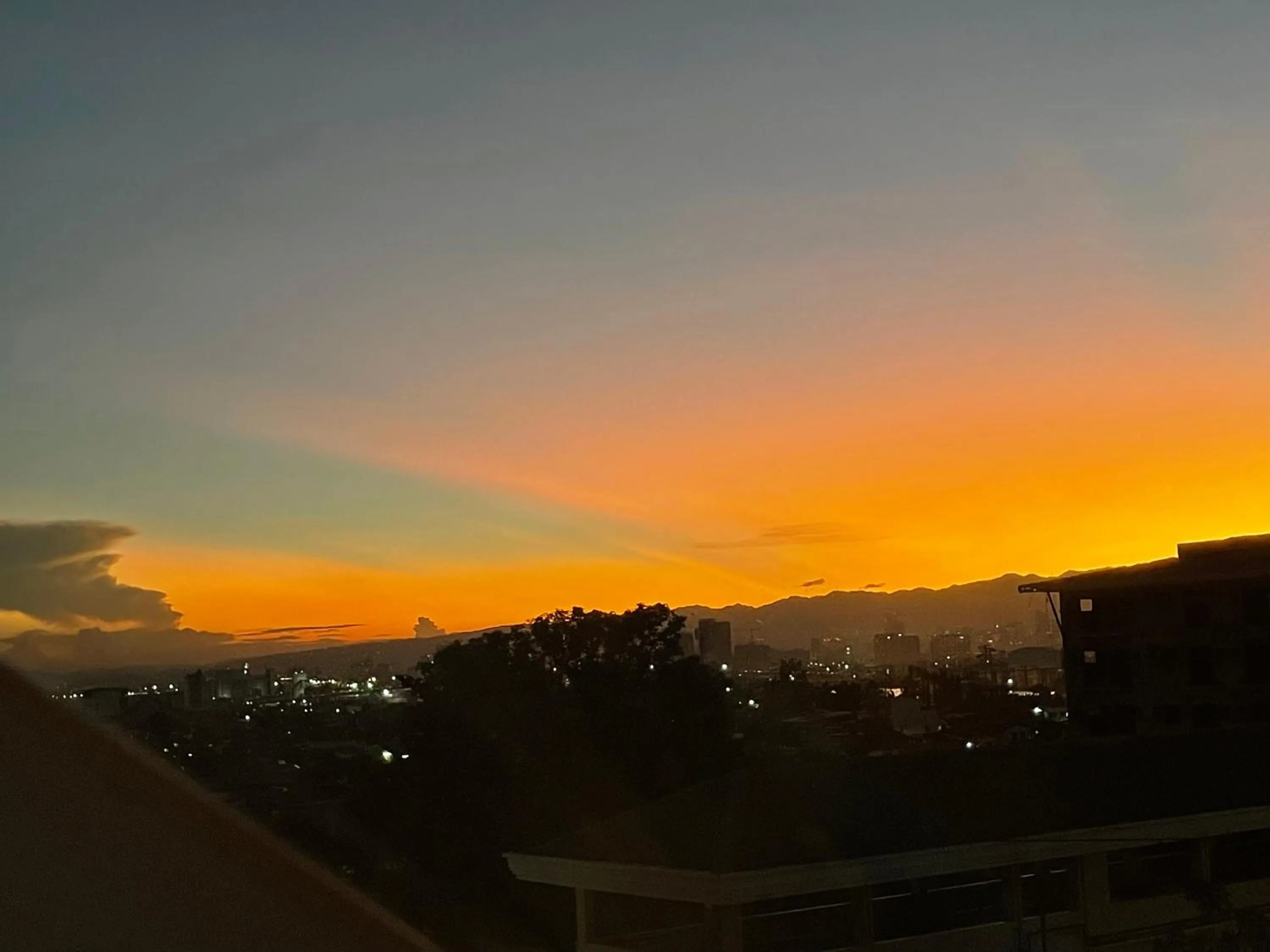 CLOCKWORKORANGE Luxury Suites