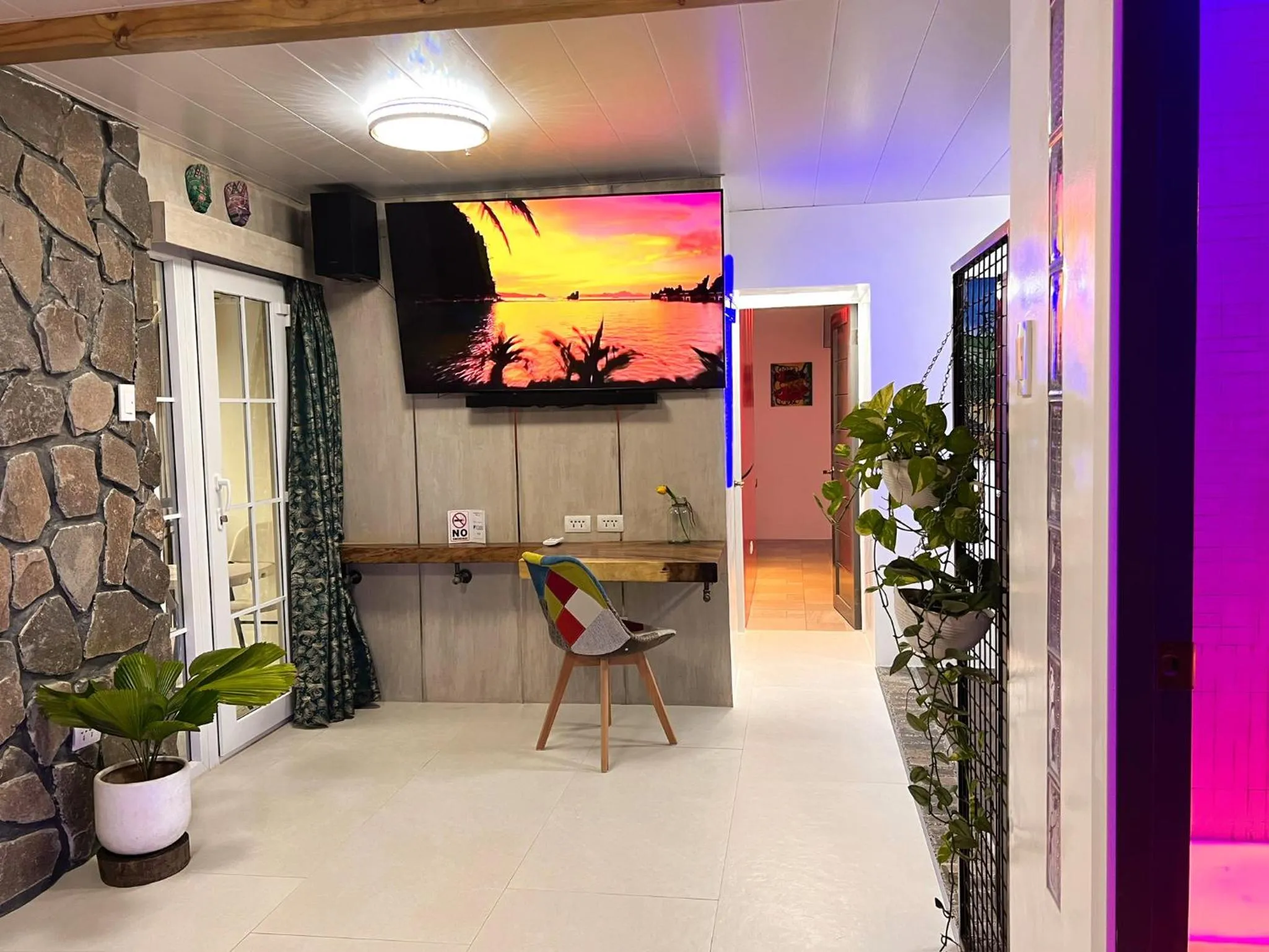 CLOCKWORKORANGE Luxury Suites