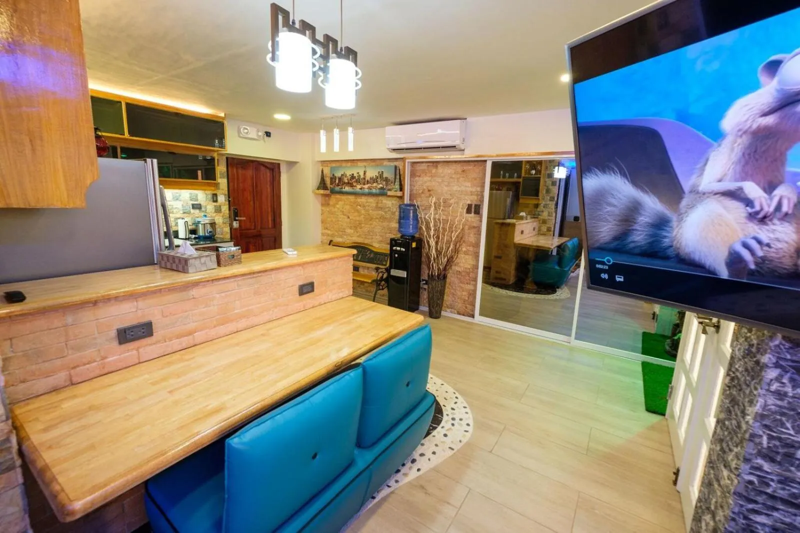 Living room in CLOCKWORKORANGE Luxury Suites