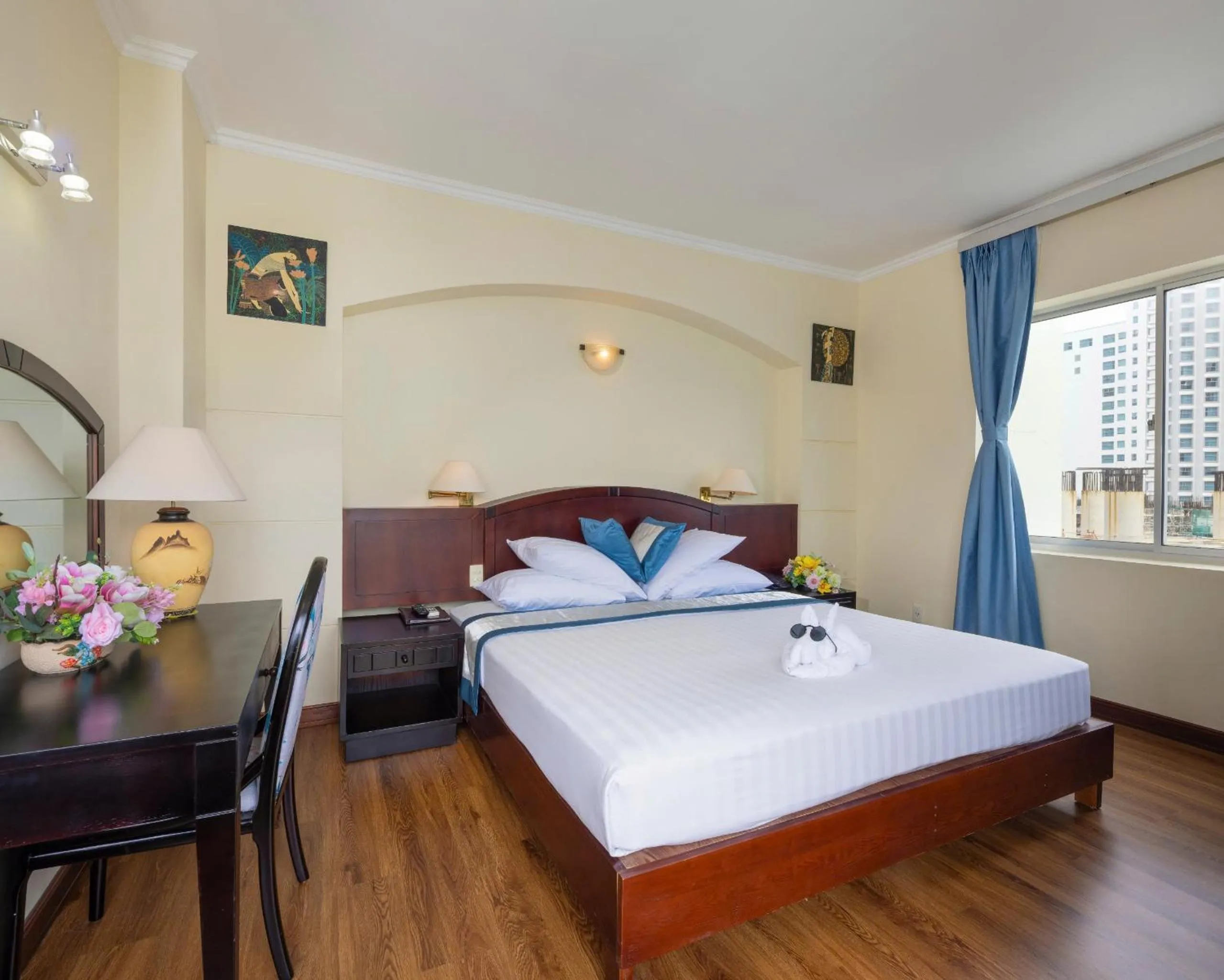 Property building, Bed in Nha Trang Lodge Hotel