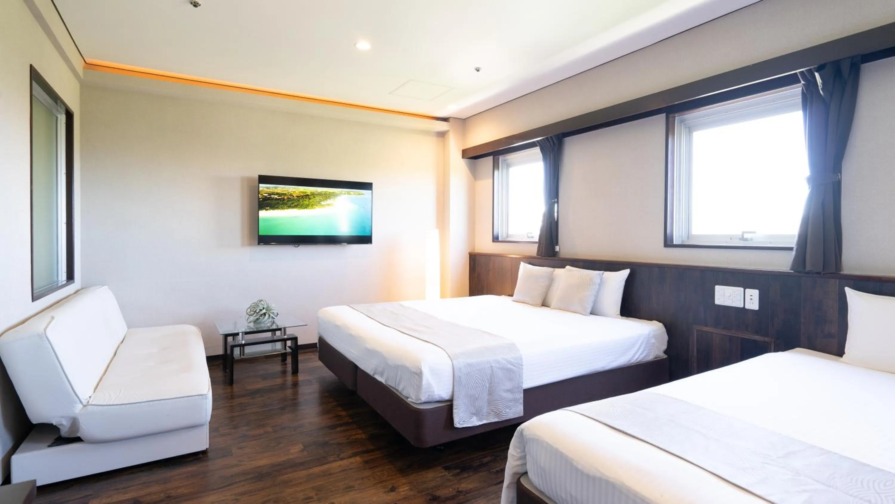 Bed in Rycom Crystal Hotel