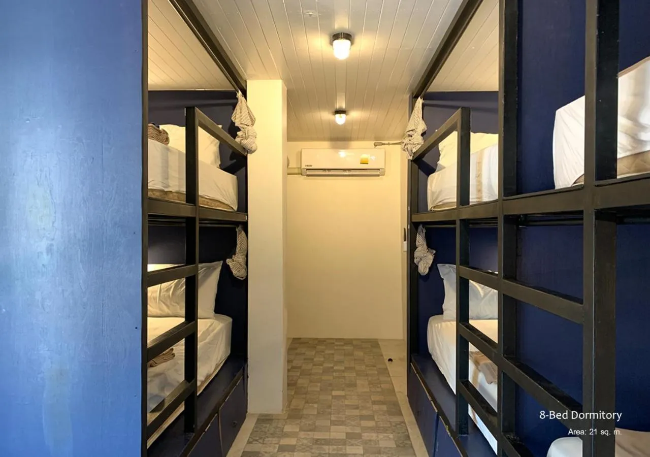 bunk bed, Bed in Stay Samed Hostel