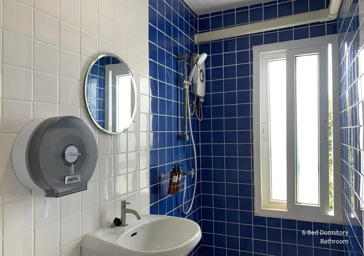 Bathroom in Stay Samed Hostel