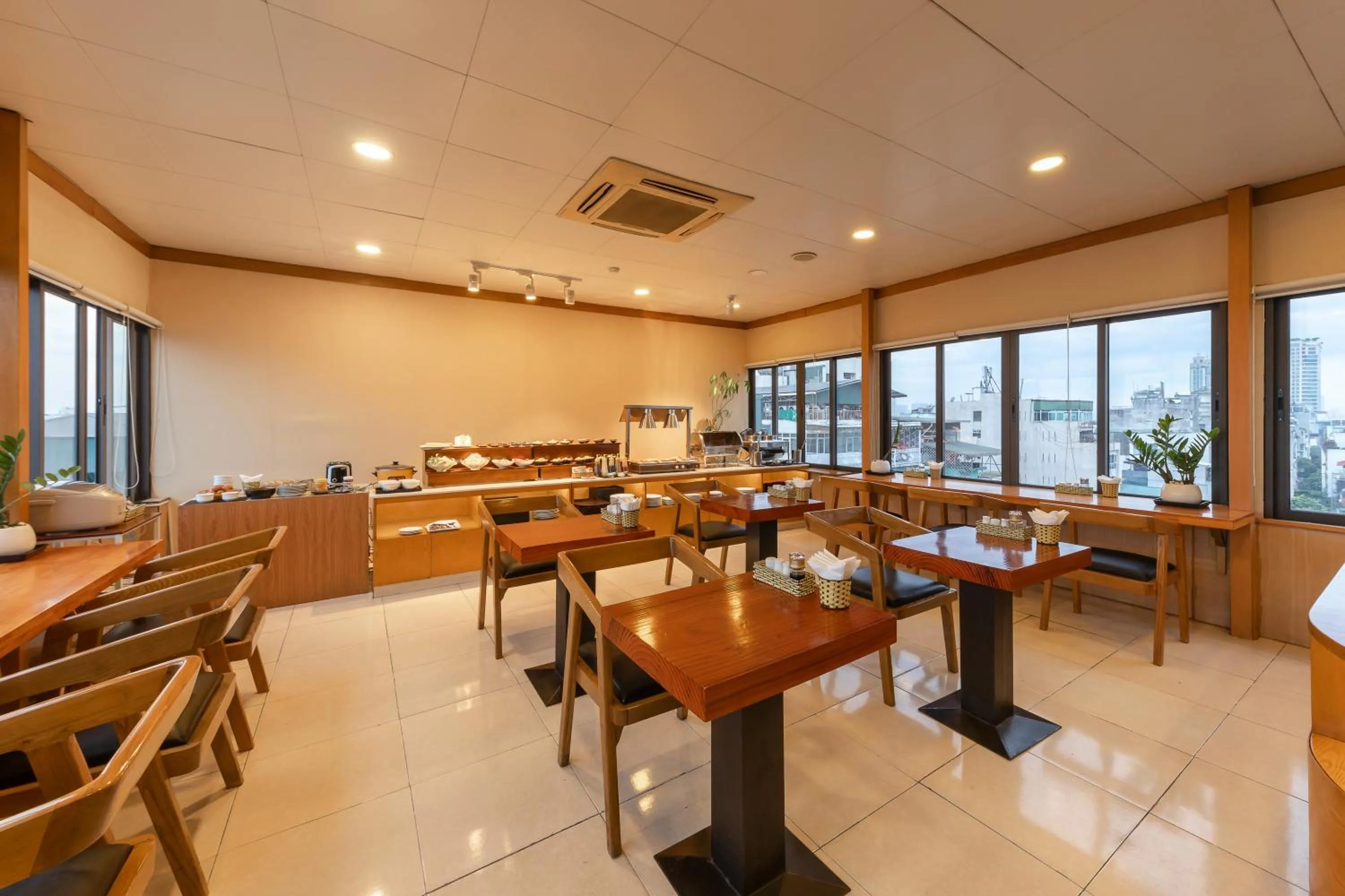 Azumaya Hotel Hai Ba Trung 1