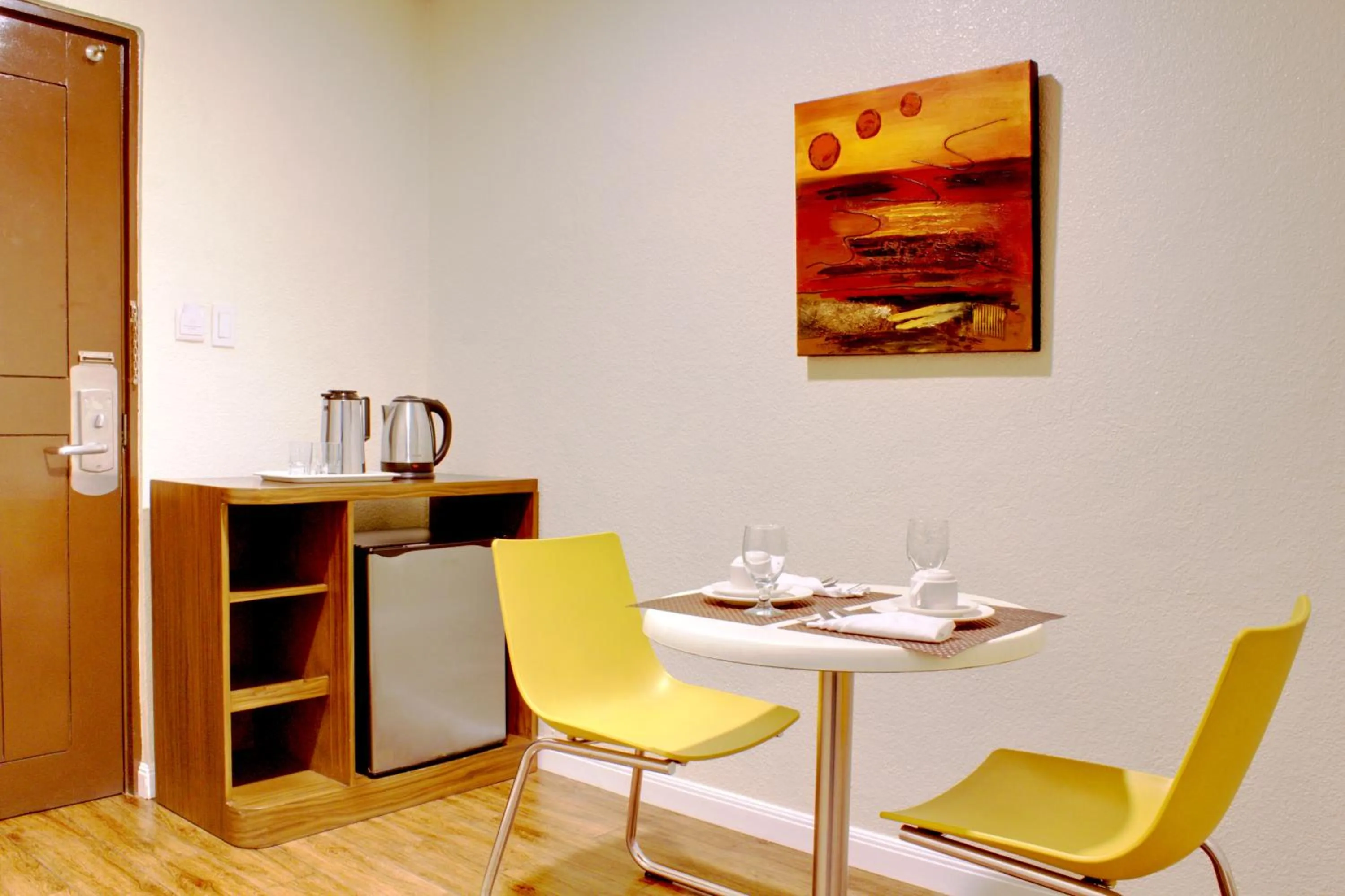 Dining area in Rothman Hotel