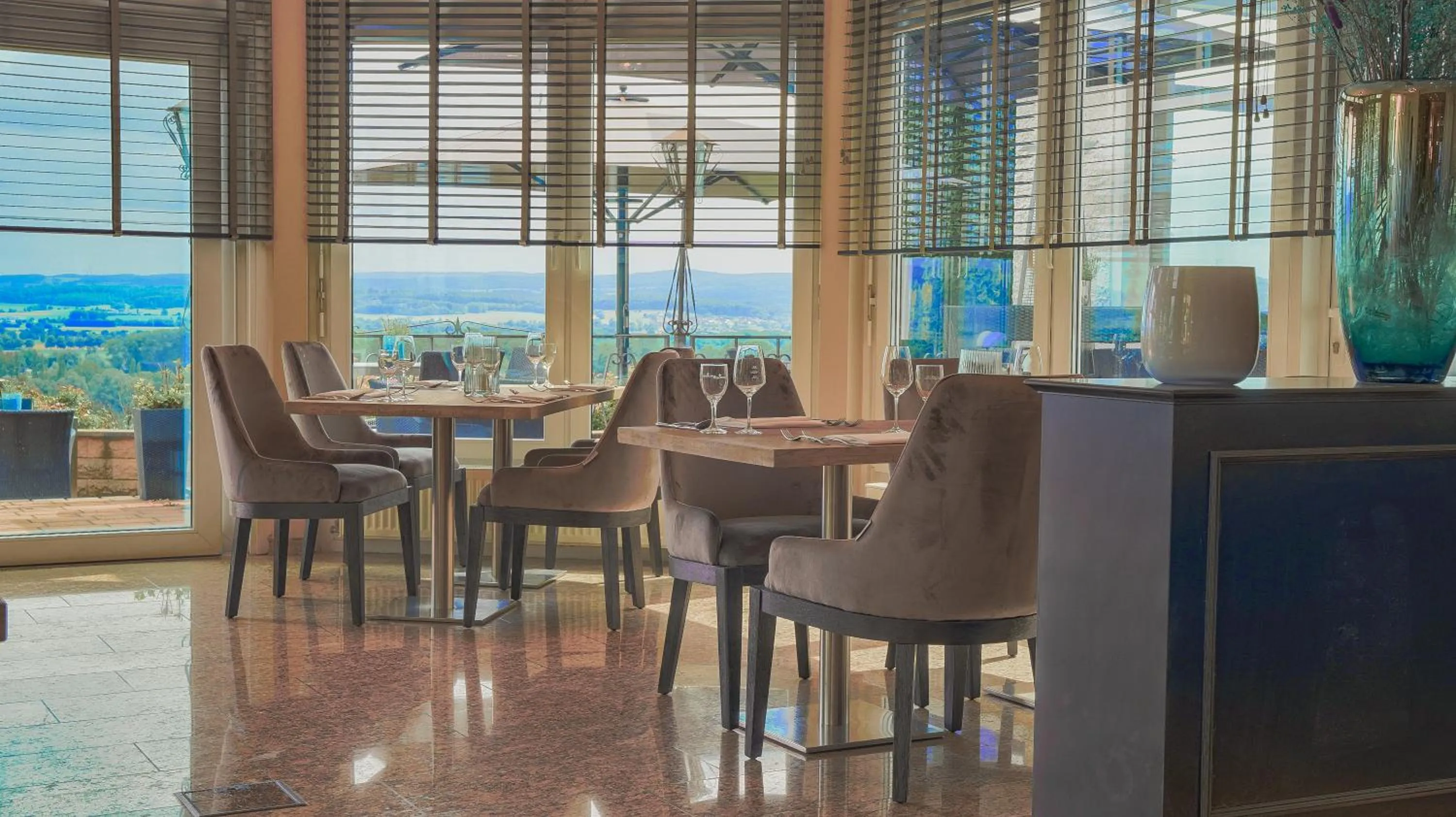 Restaurant/places to eat in Altes Zollhaus