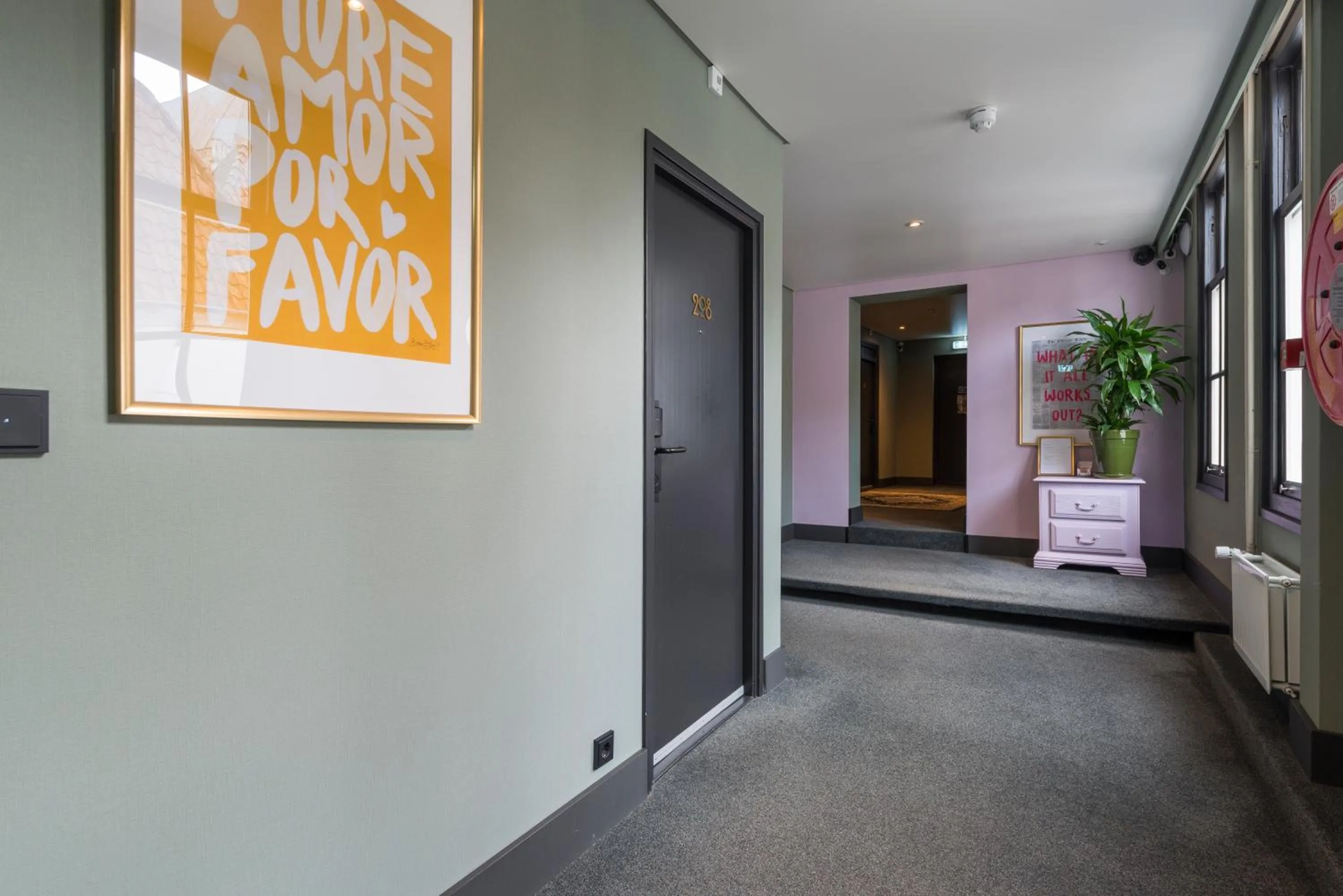 Property building in Hotel Sutor