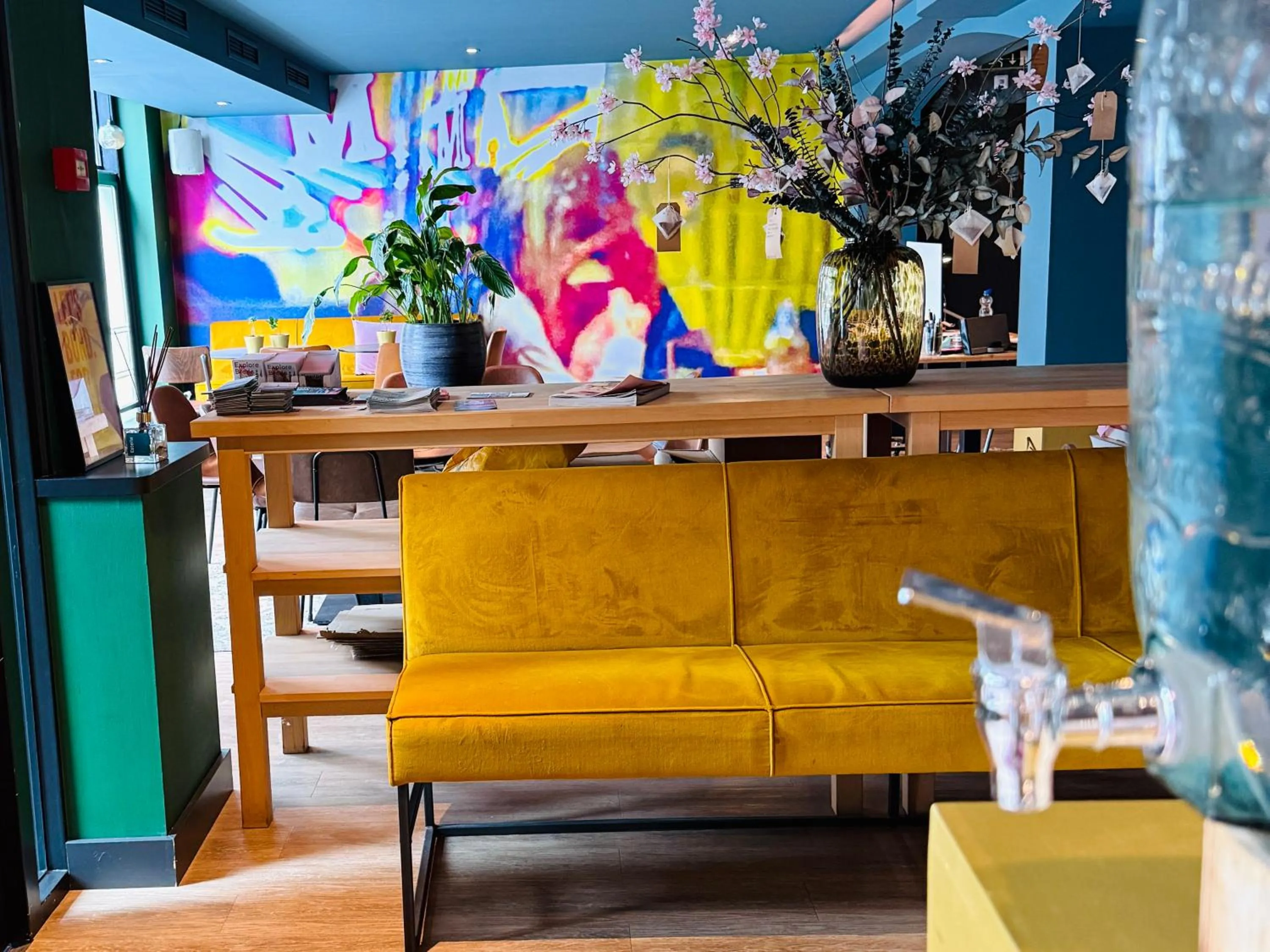 Property building in Hotel Sutor