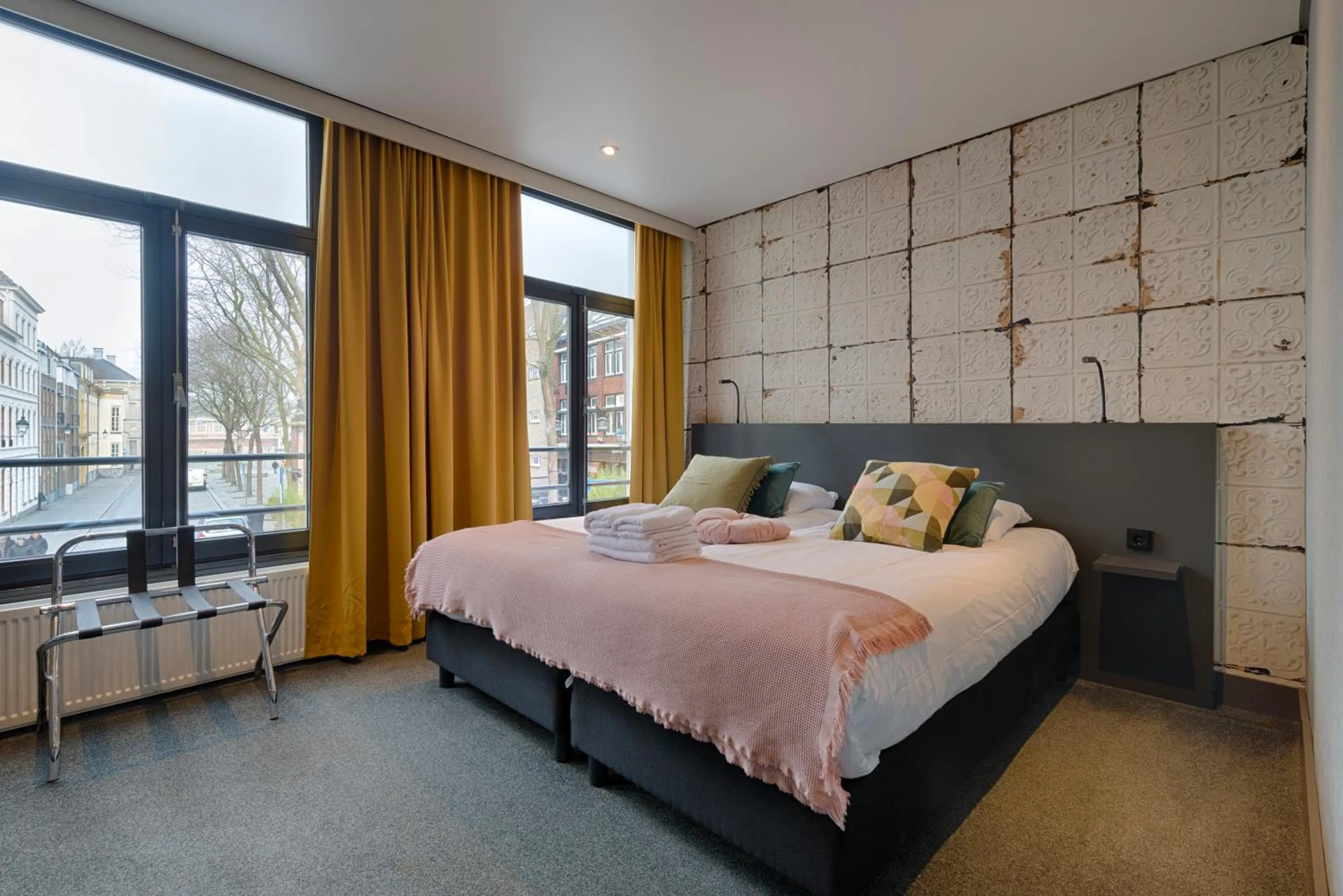 Bedroom, Bed in Hotel Sutor