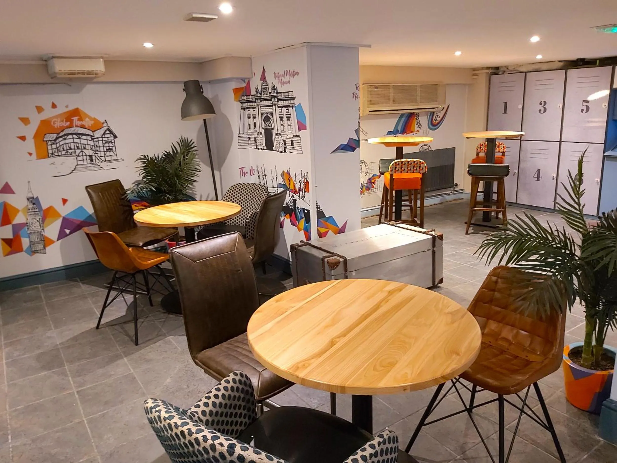 Communal lounge/ TV room in St Christopher's Inn Greenwich