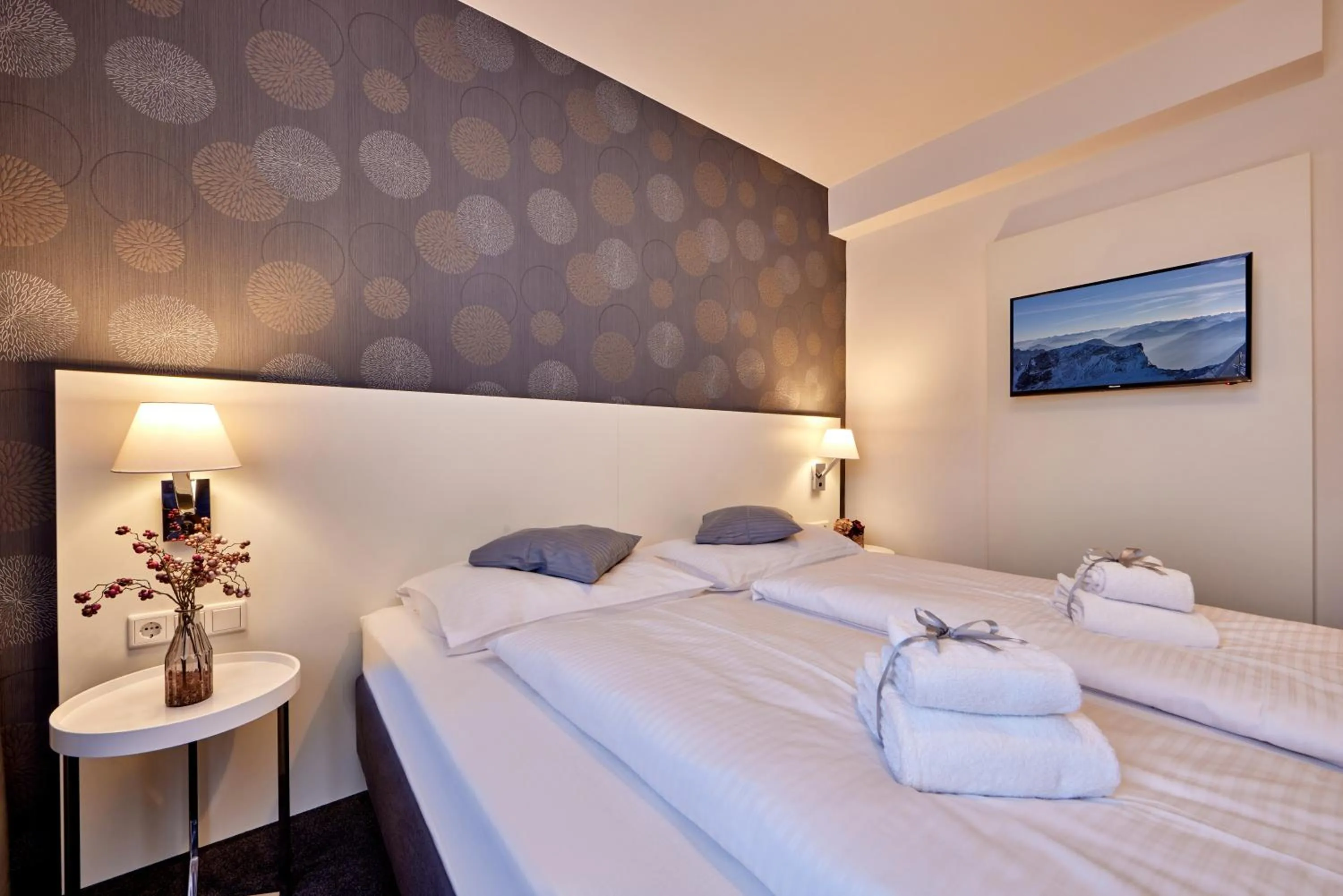 Photo of the whole room, Bed in Hotel Alter Wirth