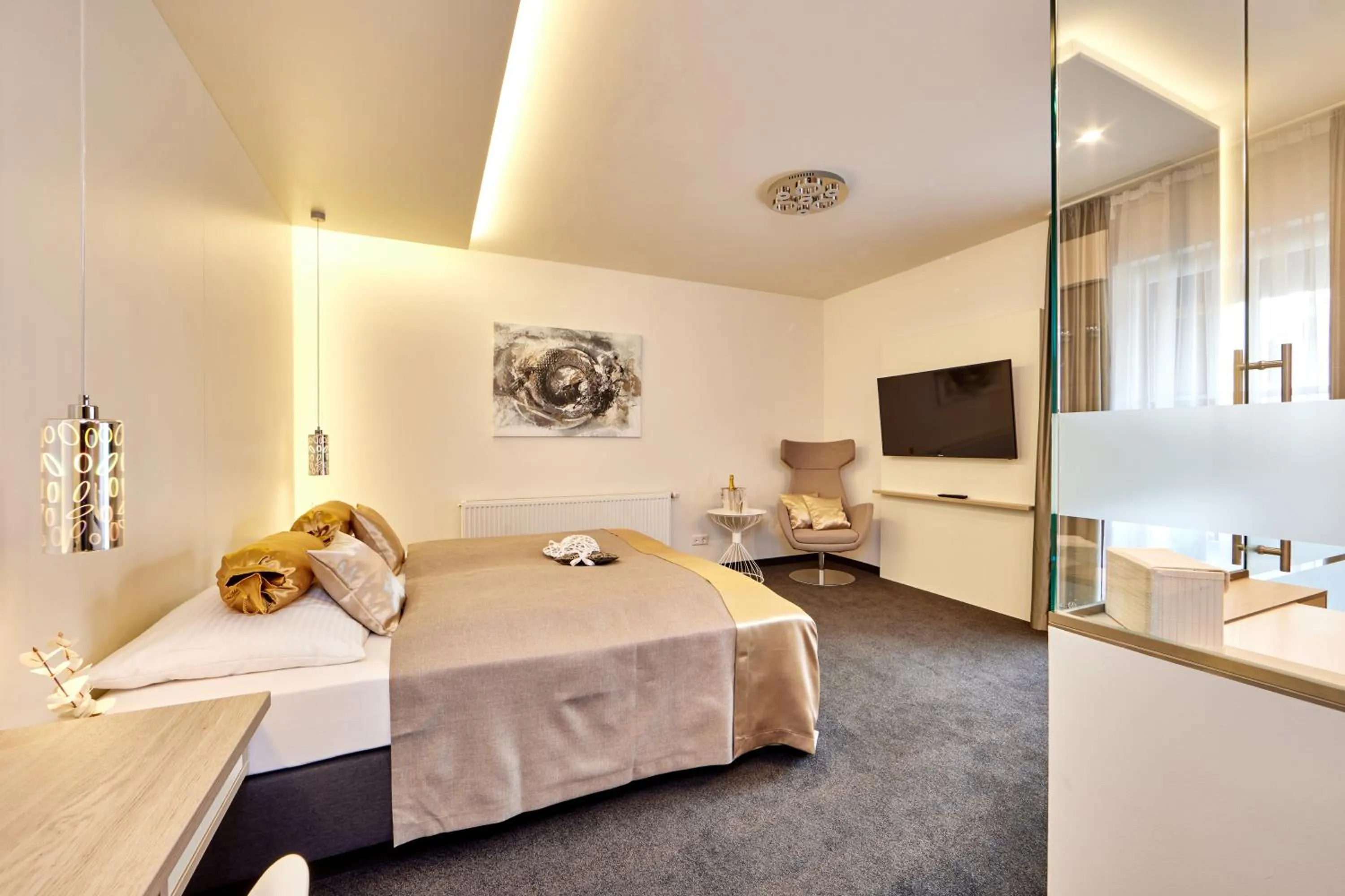 Photo of the whole room, Bed in Hotel Alter Wirth