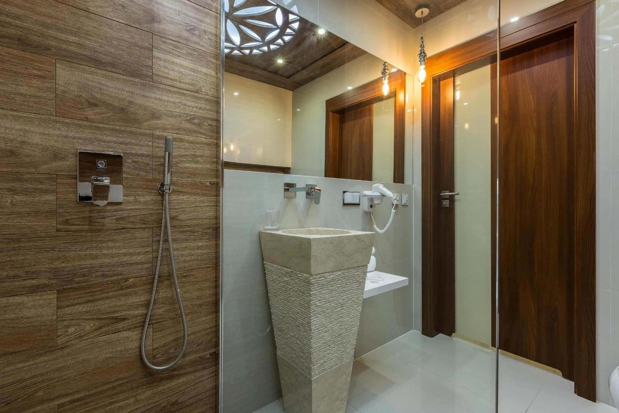 Shower in Aparthotel Góralski Spa & Restaurant
