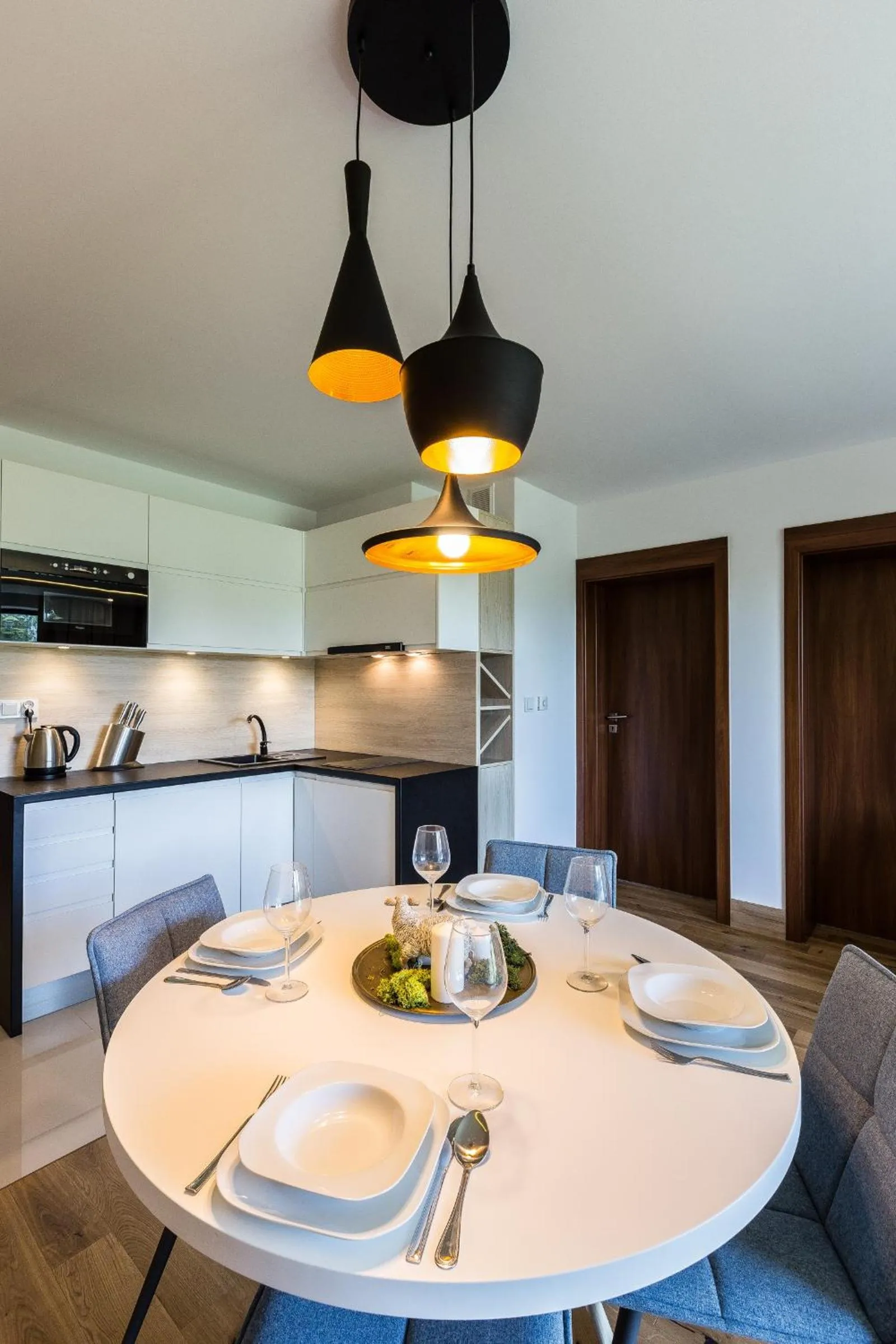 Kitchen or kitchenette in Aparthotel Góralski Spa & Restaurant