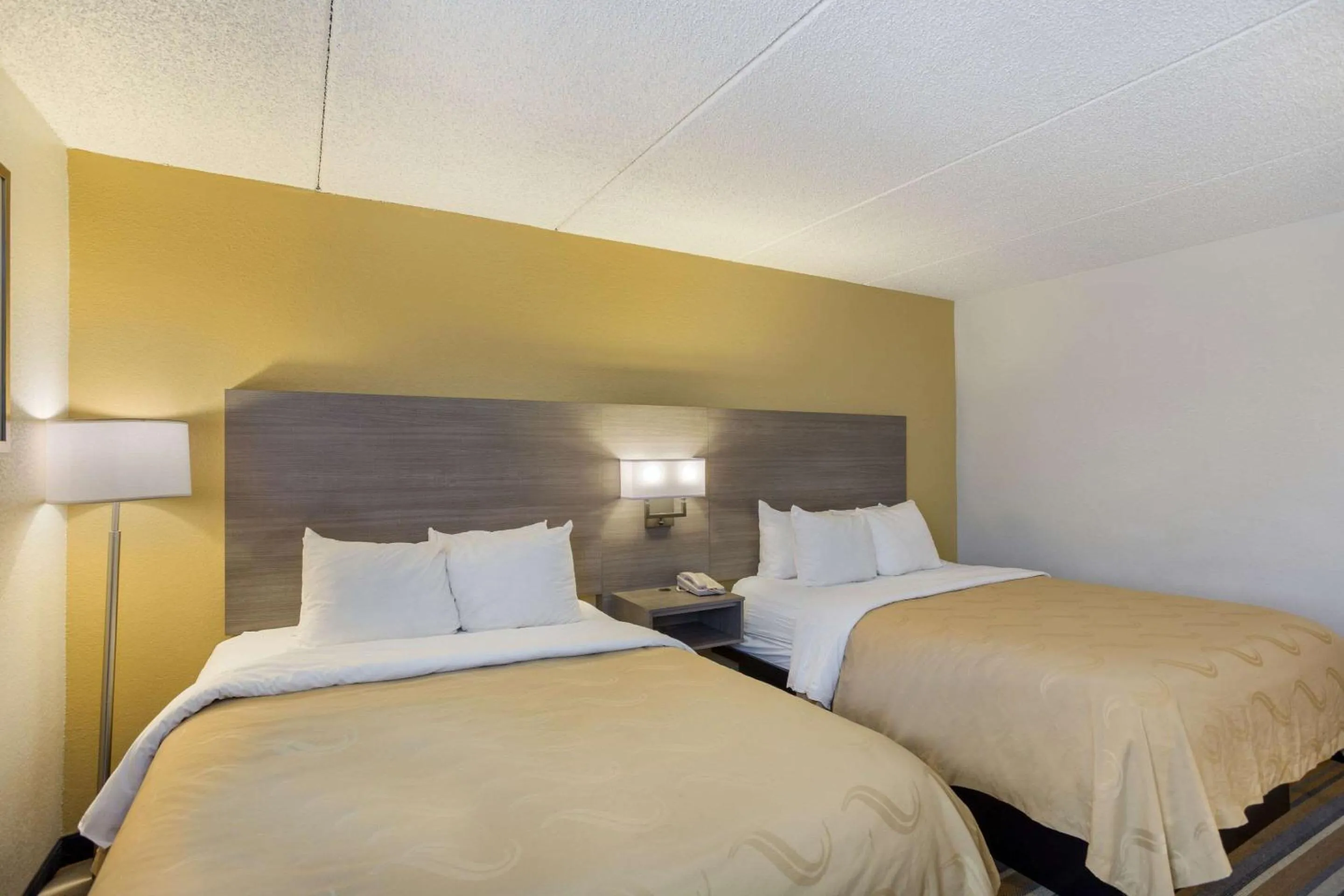 Bedroom, Bed in Quality Inn Albany Colonie