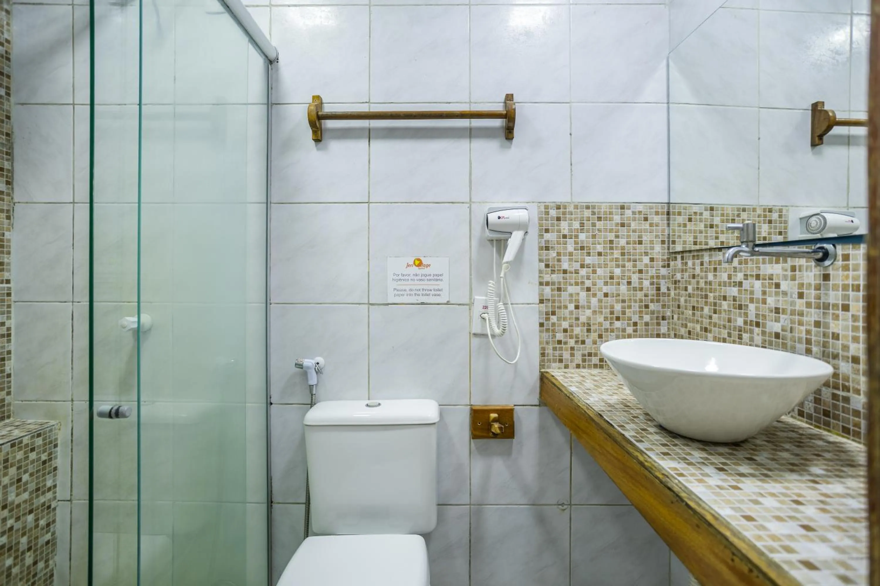 Bathroom in Jeri Village Hotel