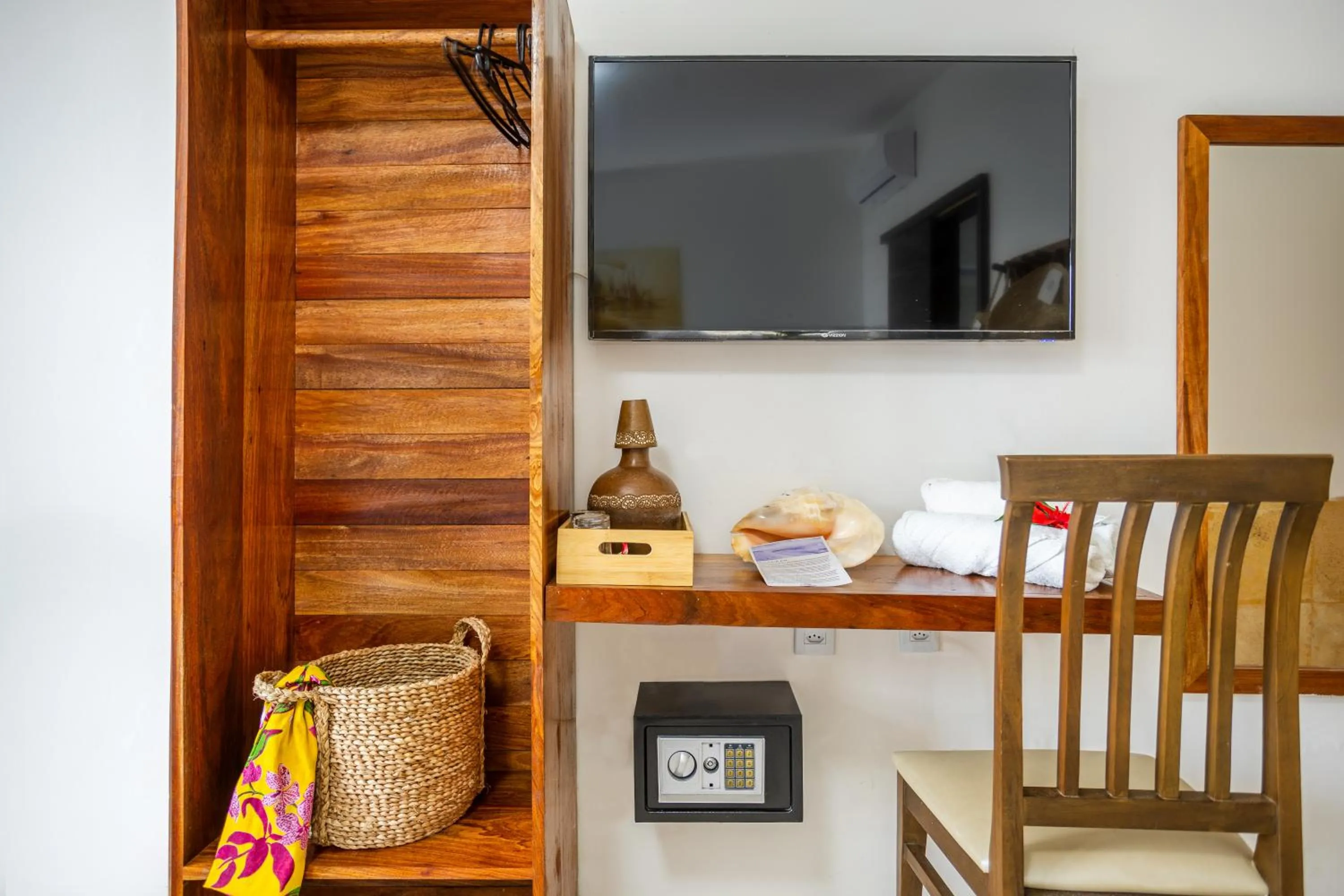 Bedroom in Jeri Village Hotel