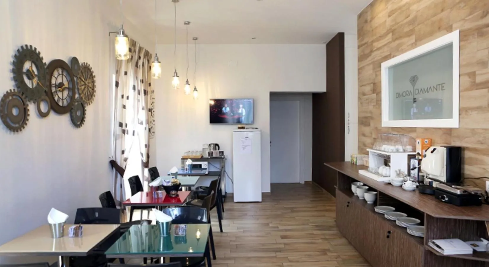 Communal lounge/ TV room in Dimora Diamante