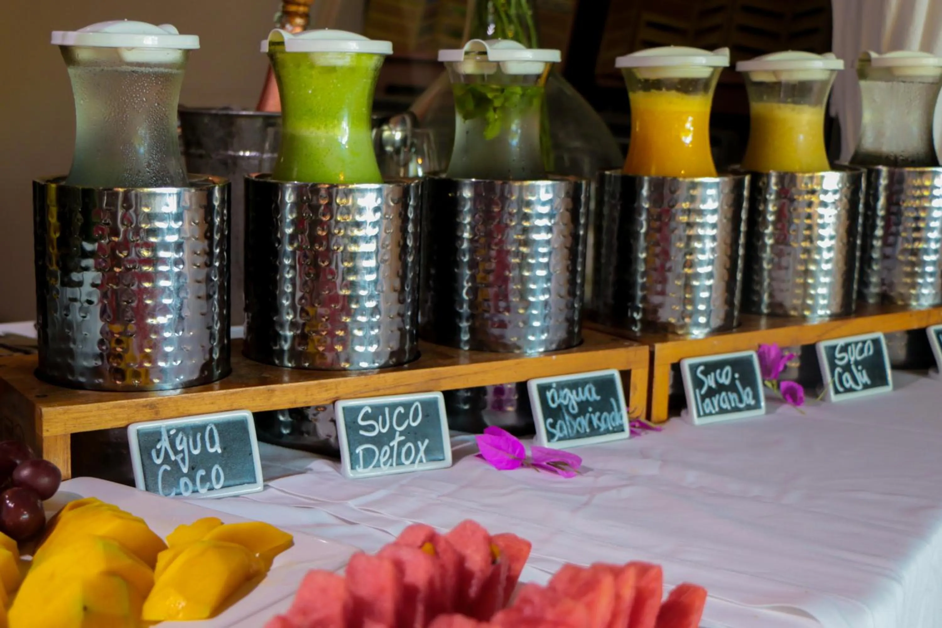 Buffet breakfast in Casa de Areia