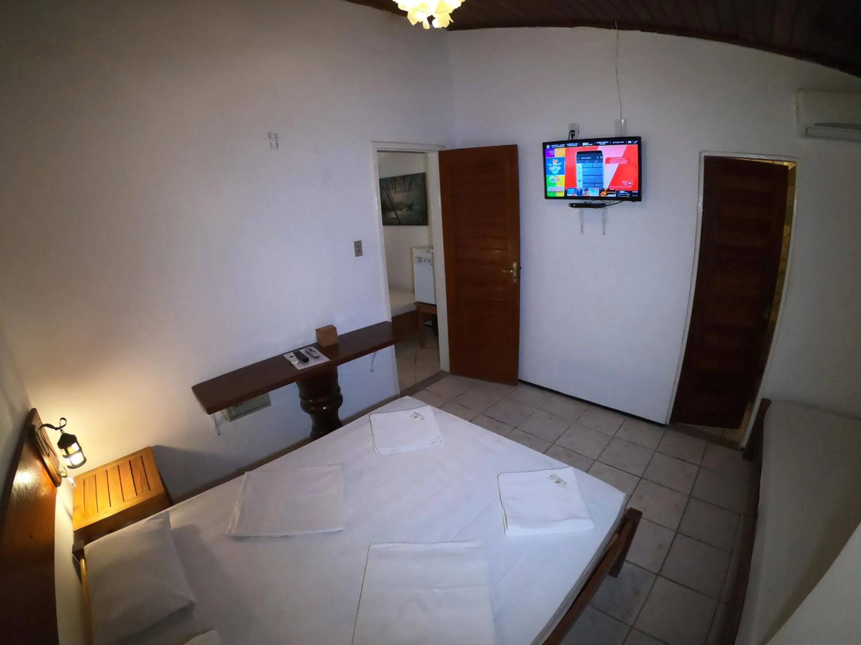 Photo of the whole room, Bed in Pousada Casa Do Angelo