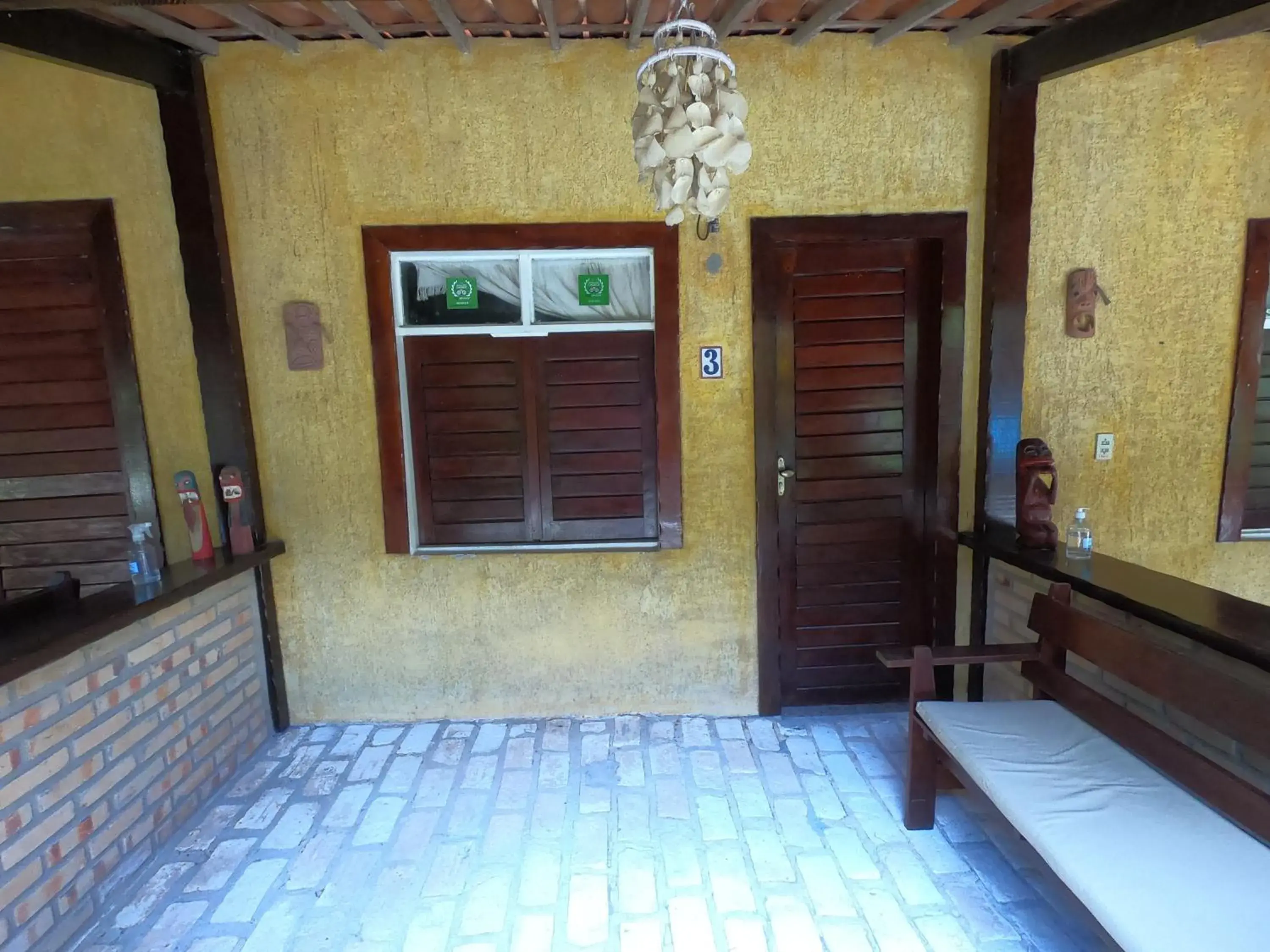 Family Room with Private Bathroom in Pousada Casa Do Angelo Family Room with Private Bathroom in Pousada Casa Do Angelo