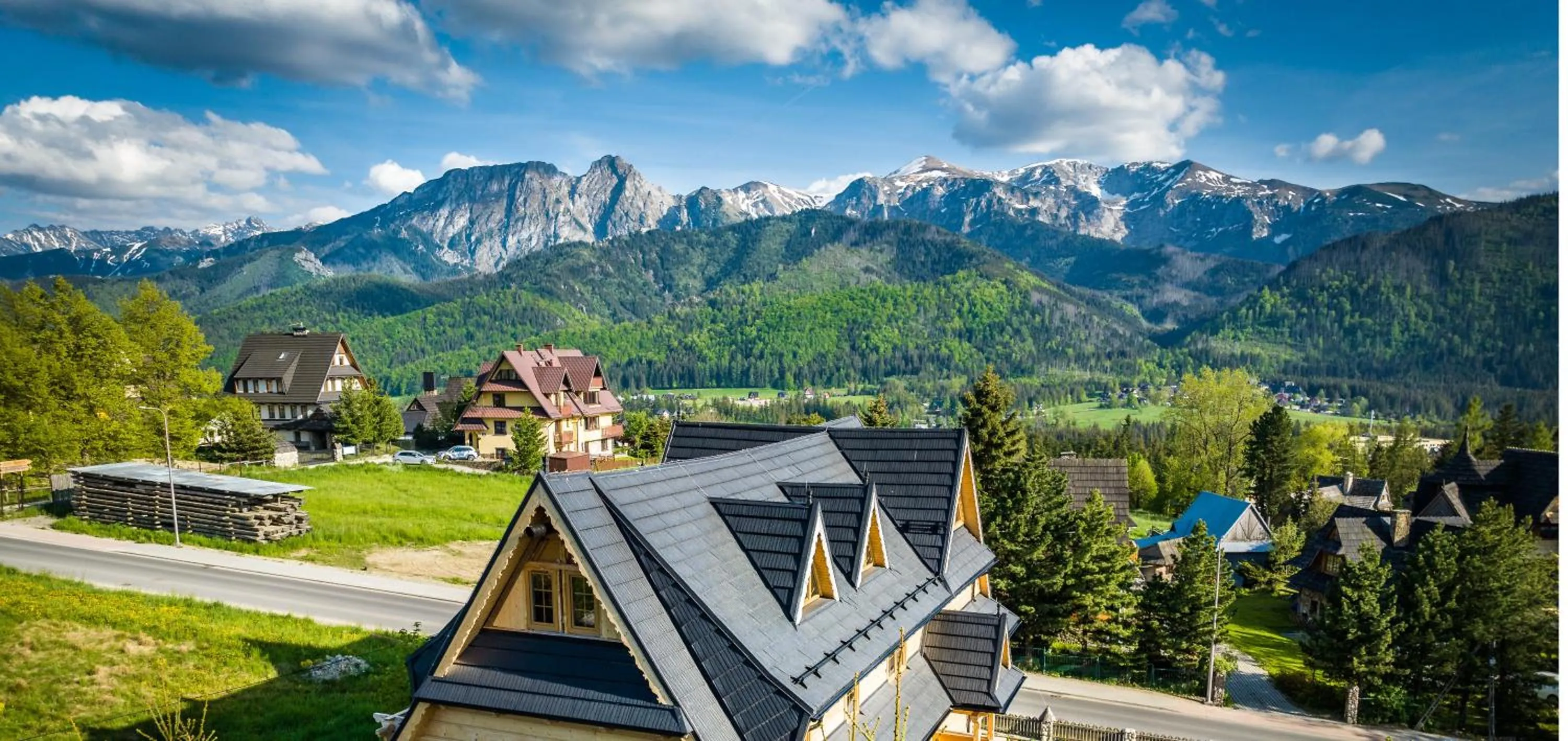 Property building in Panorama Premium