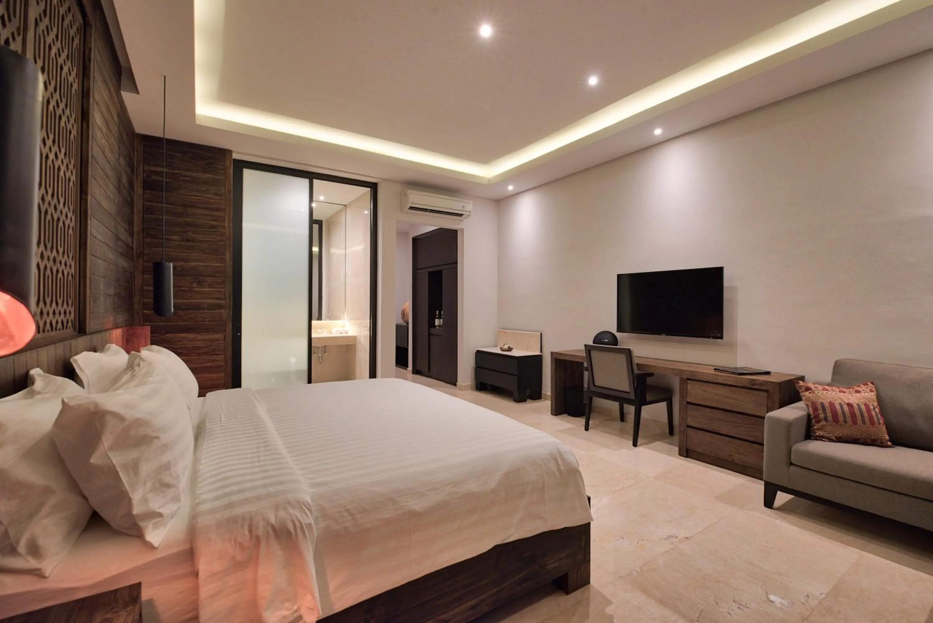 TV and multimedia, Bed in Kemangi Bed and Breakfast