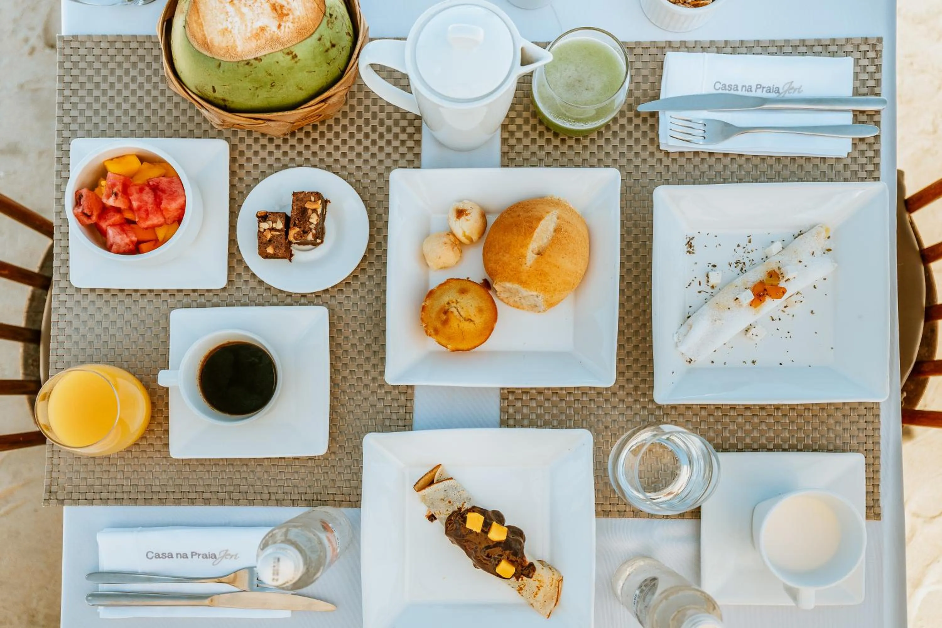 Food and drinks in Casa na Praia