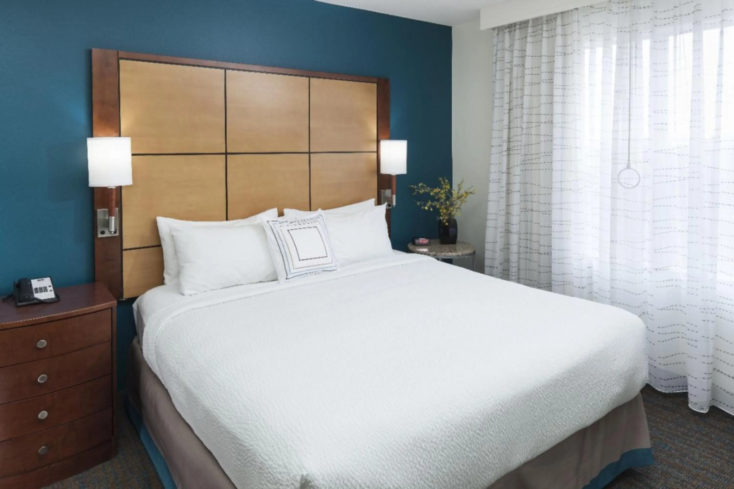 Bed in Residence Inn South Bend Mishawaka