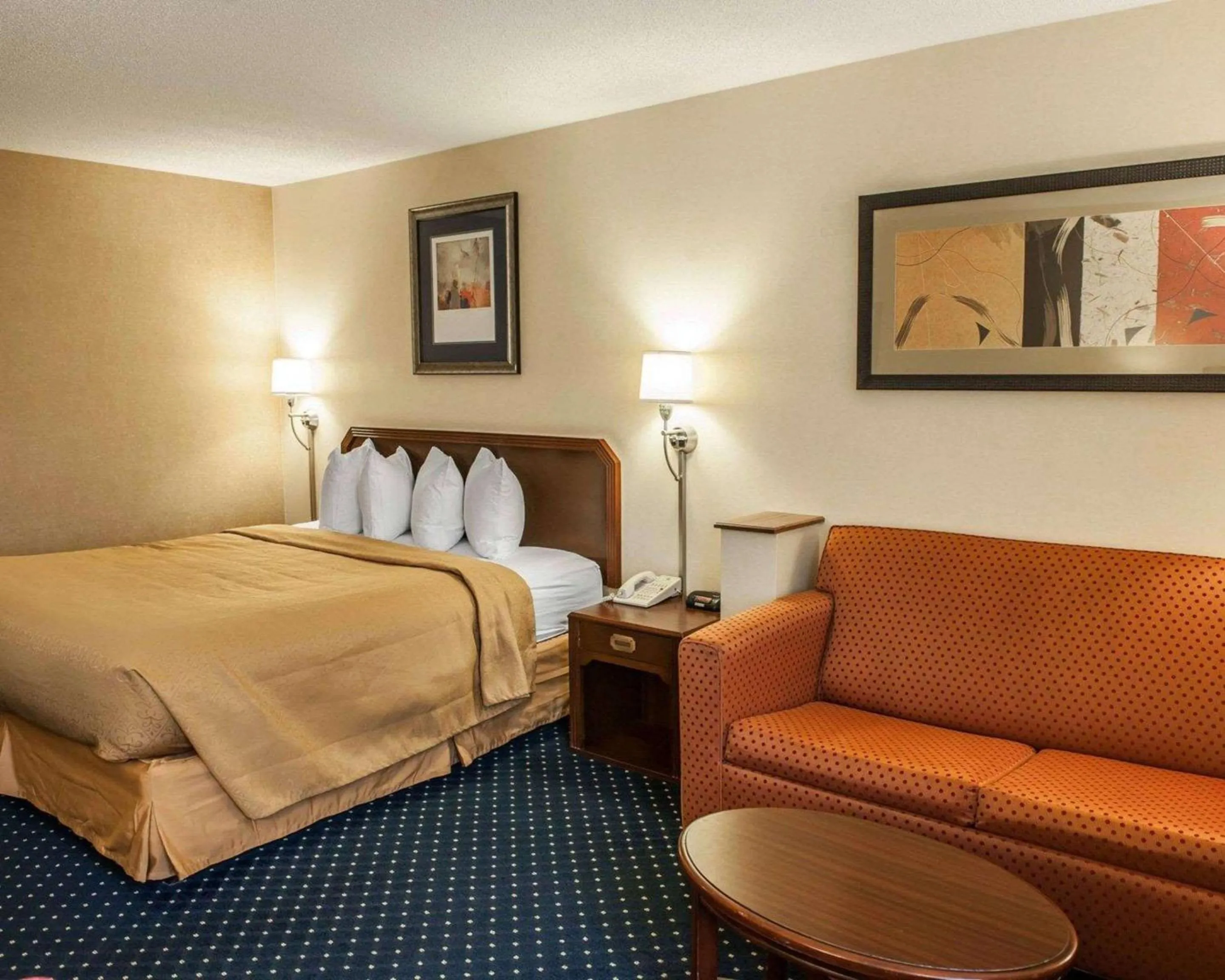 Bedroom, Bed in Quality Inn & Suites Goshen