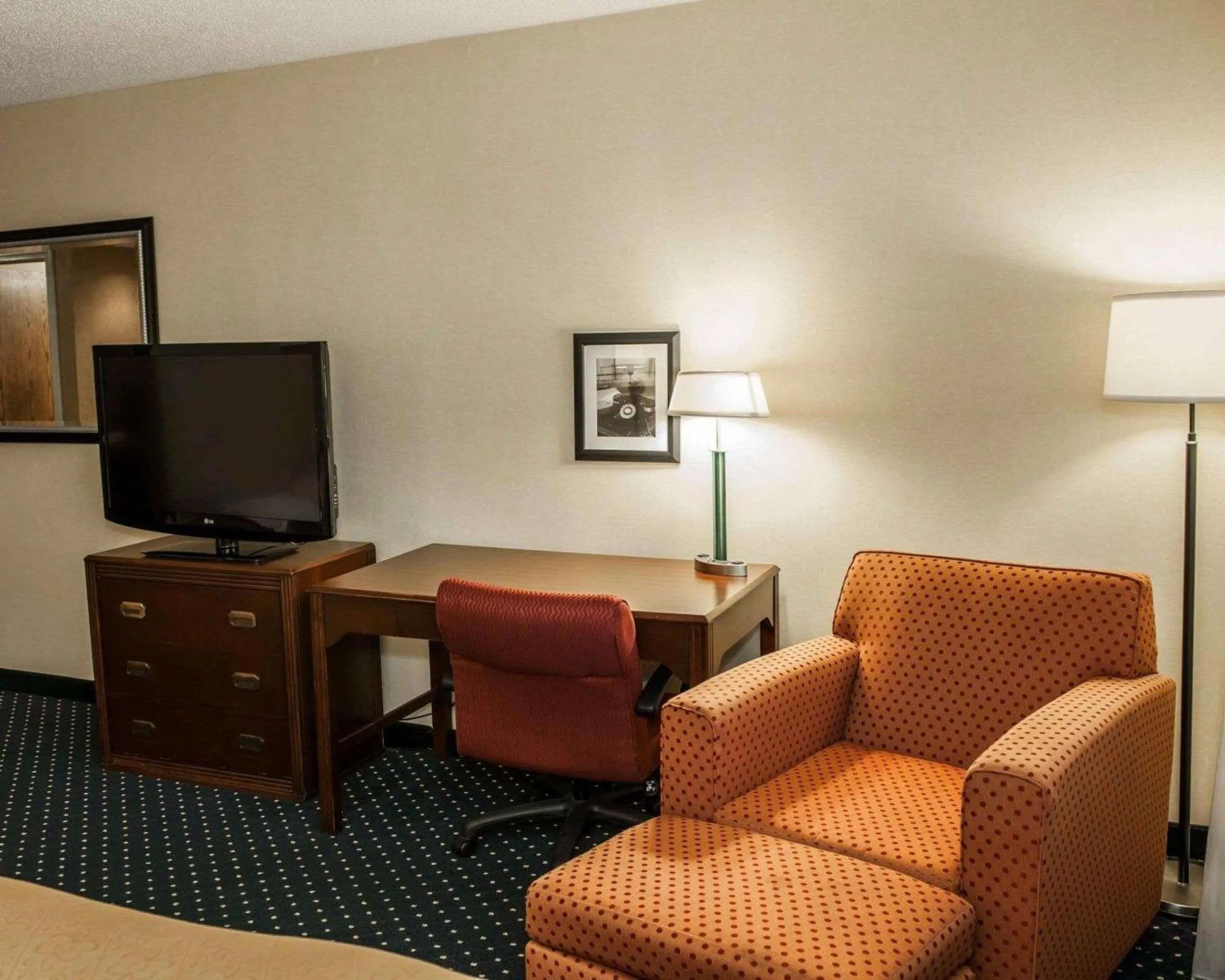 Bedroom in Quality Inn & Suites Goshen
