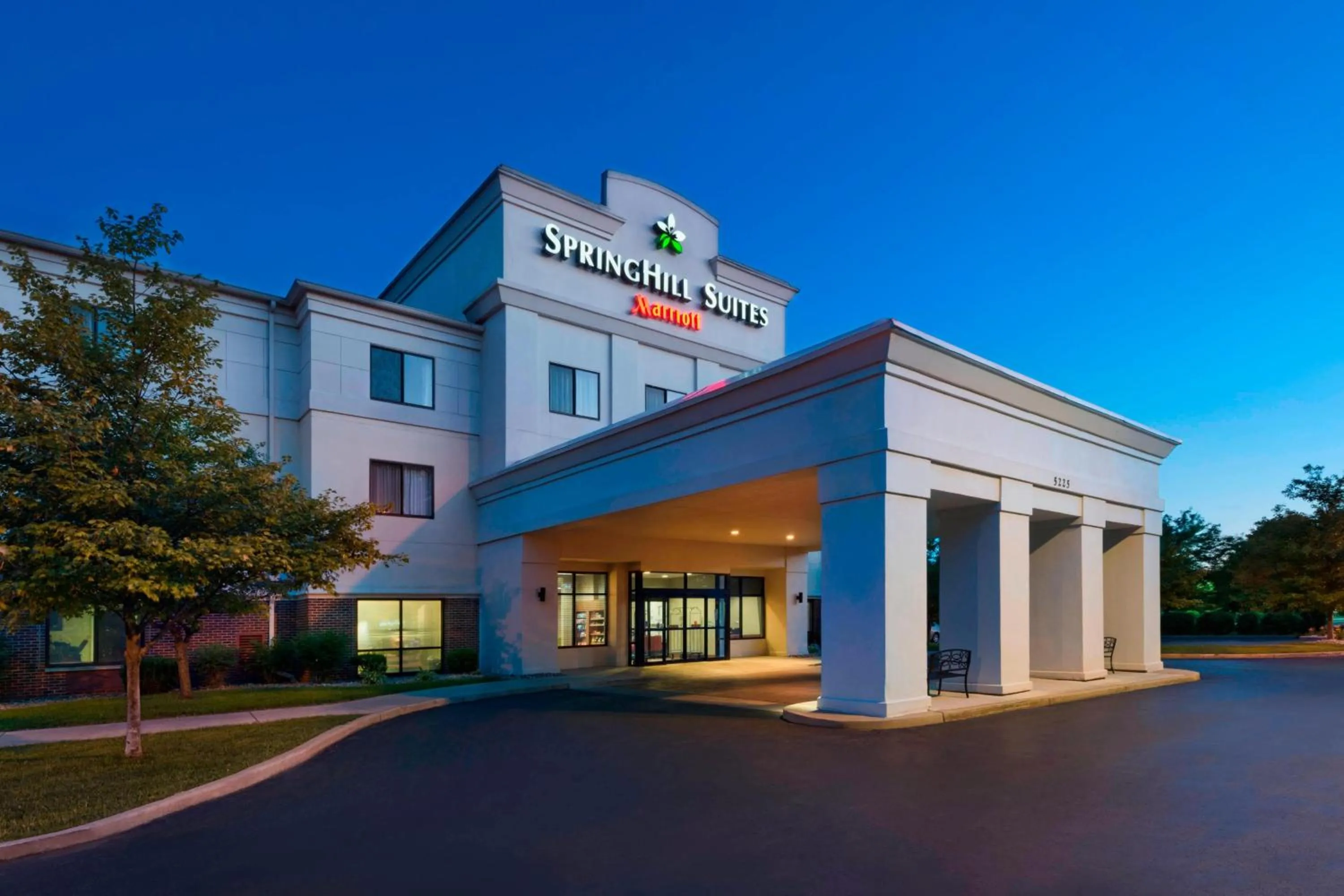 Property building in SpringHill Suites Mishawaka-University Area