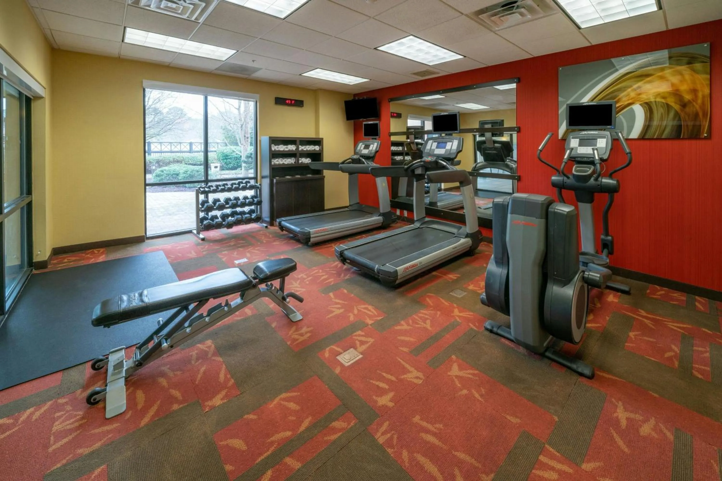 Fitness centre/facilities in Courtyard by Marriott Salisbury