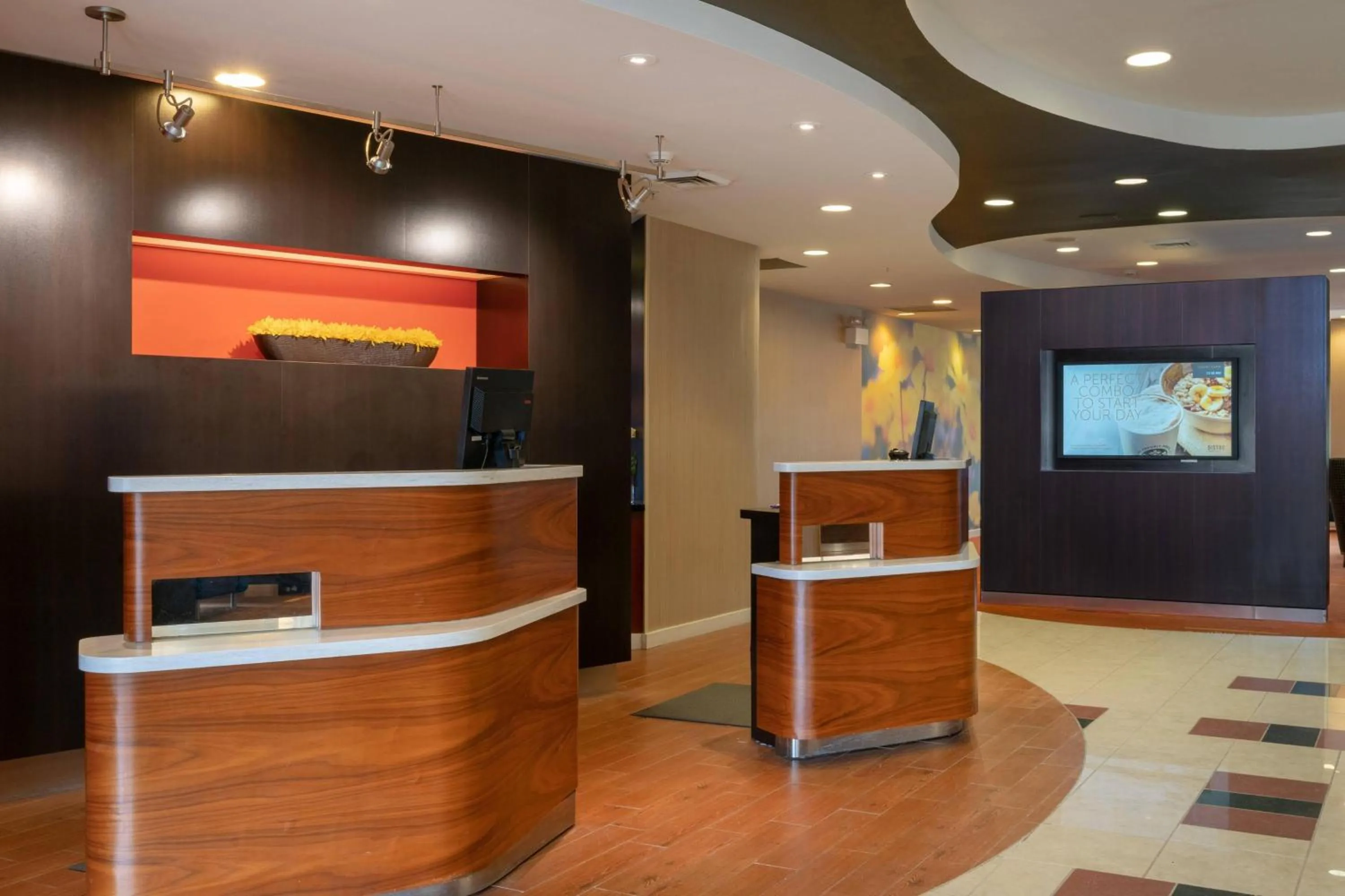 Lobby or reception in Courtyard by Marriott Salisbury