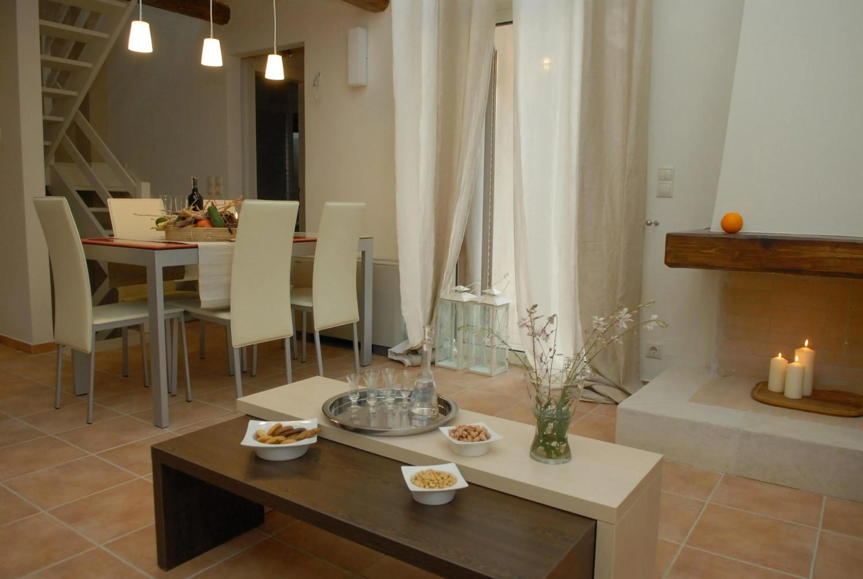 Restaurant/places to eat in Eliathos Hillside Retreat