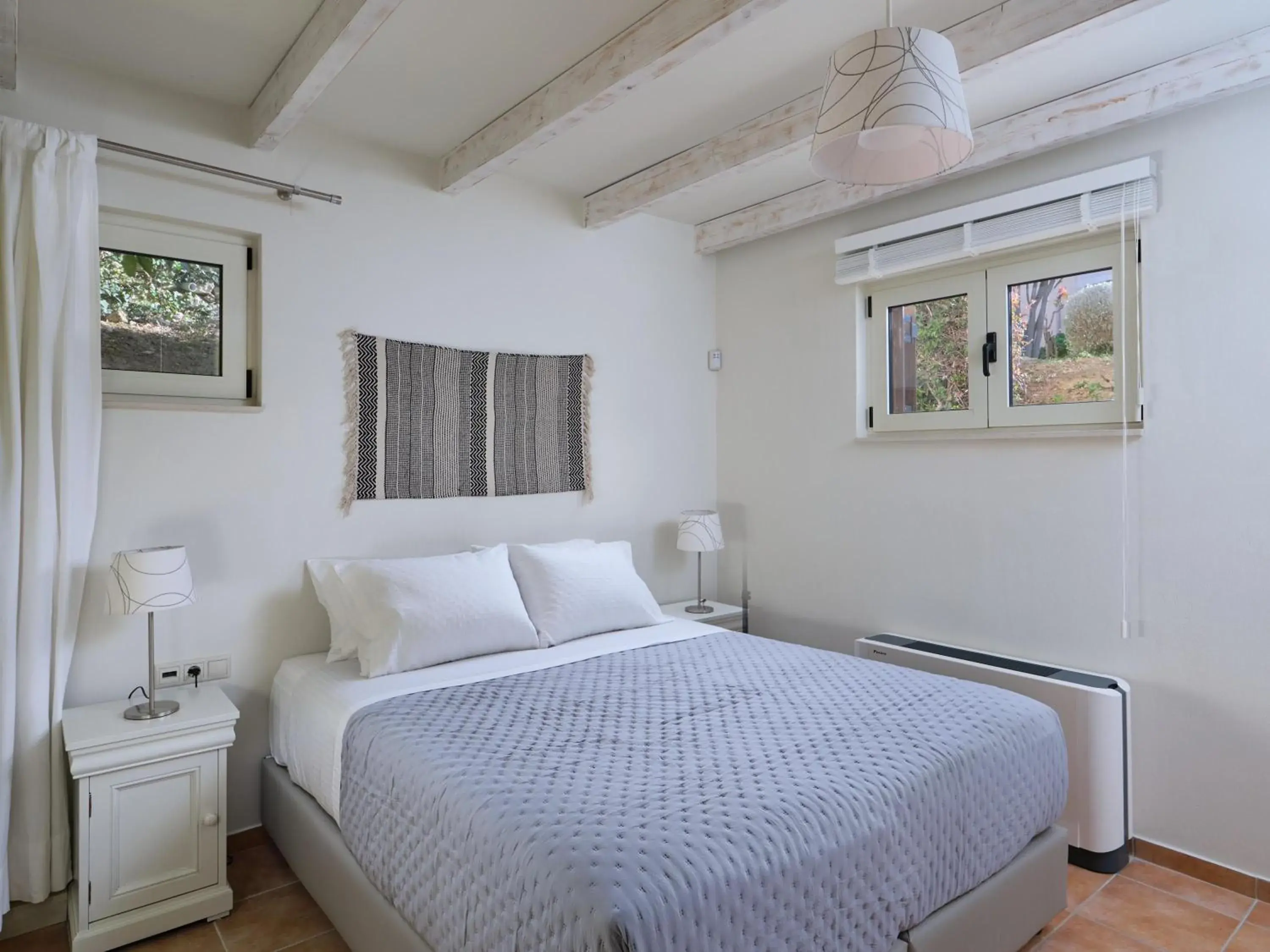 Garden Level Apartment in Eliathos Hillside Retreat Garden Level Apartment in Eliathos Hillside Retreat