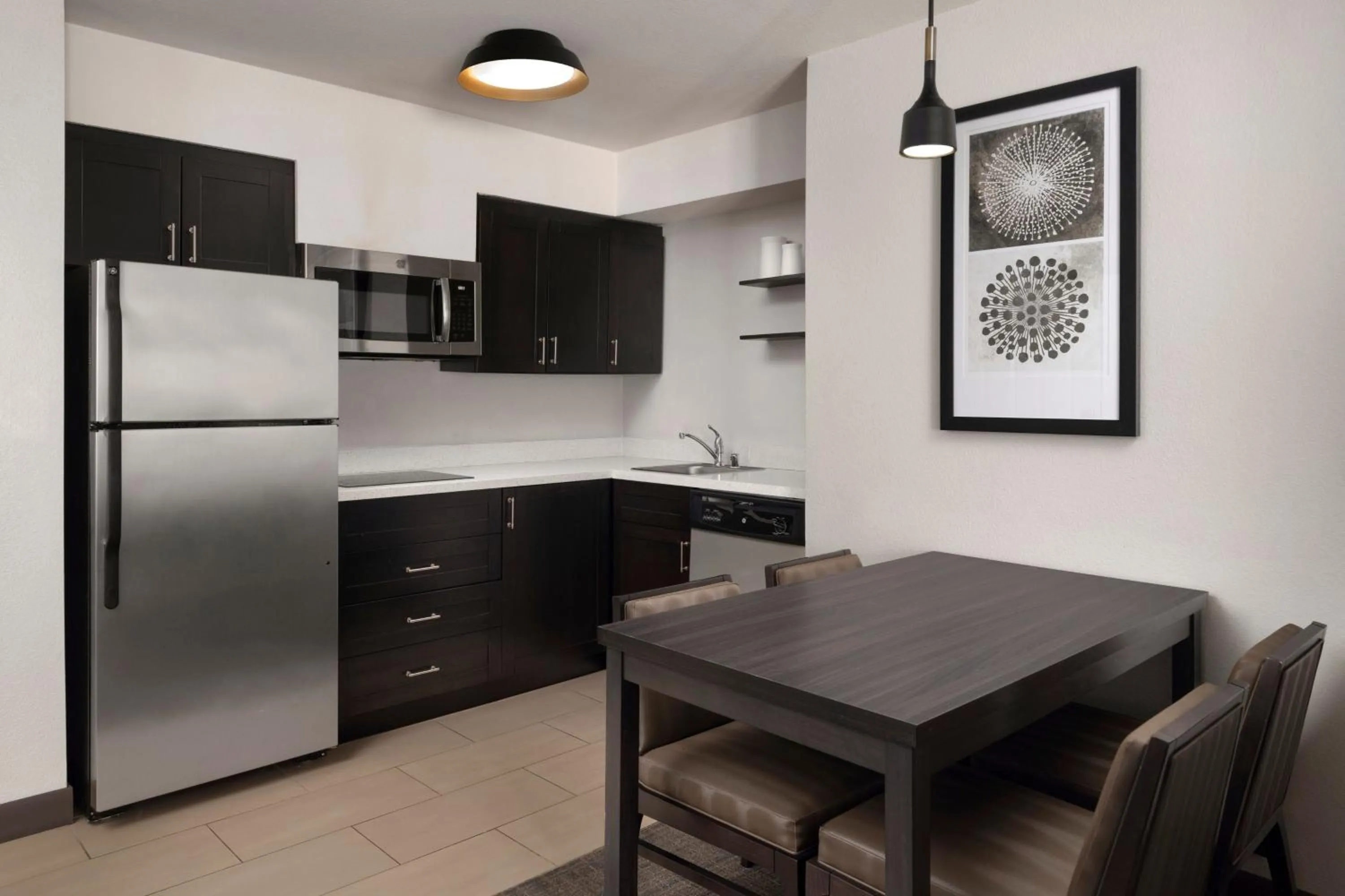 Kitchen or kitchenette in Residence Inn by Marriott Stockton