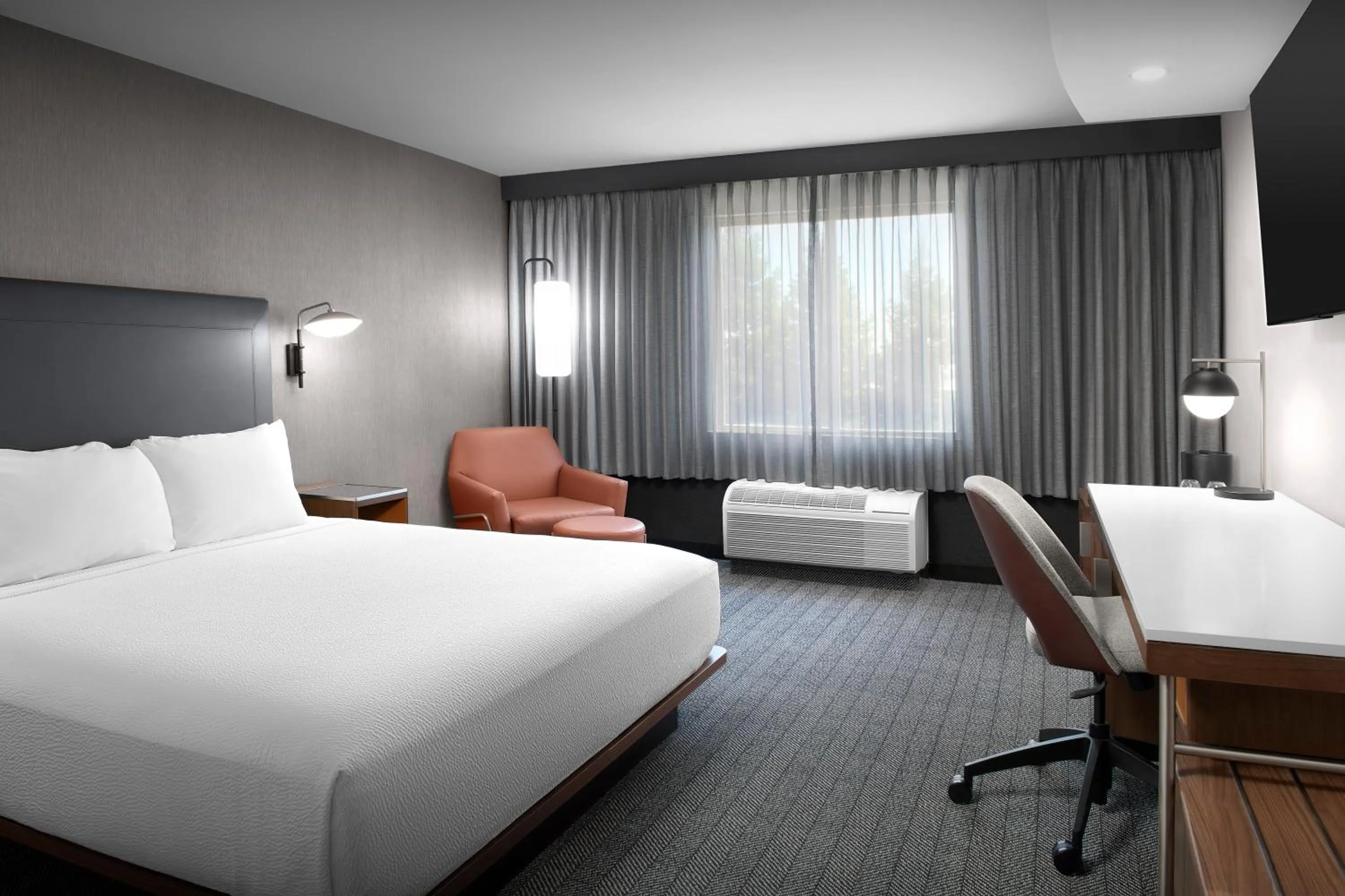 Bedroom, Bed in Courtyard by Marriott Paso Robles