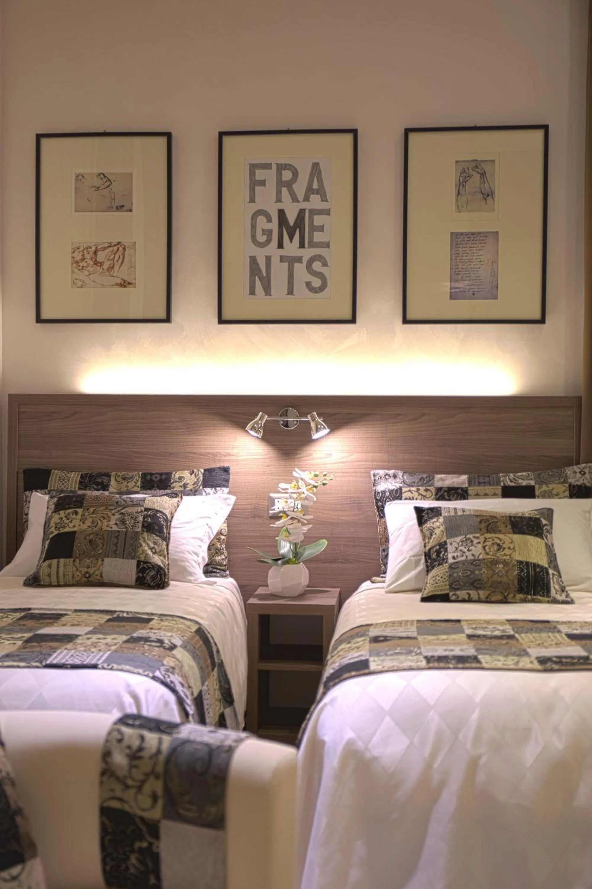 Decorative detail, Bed in Hotel Marcantonio