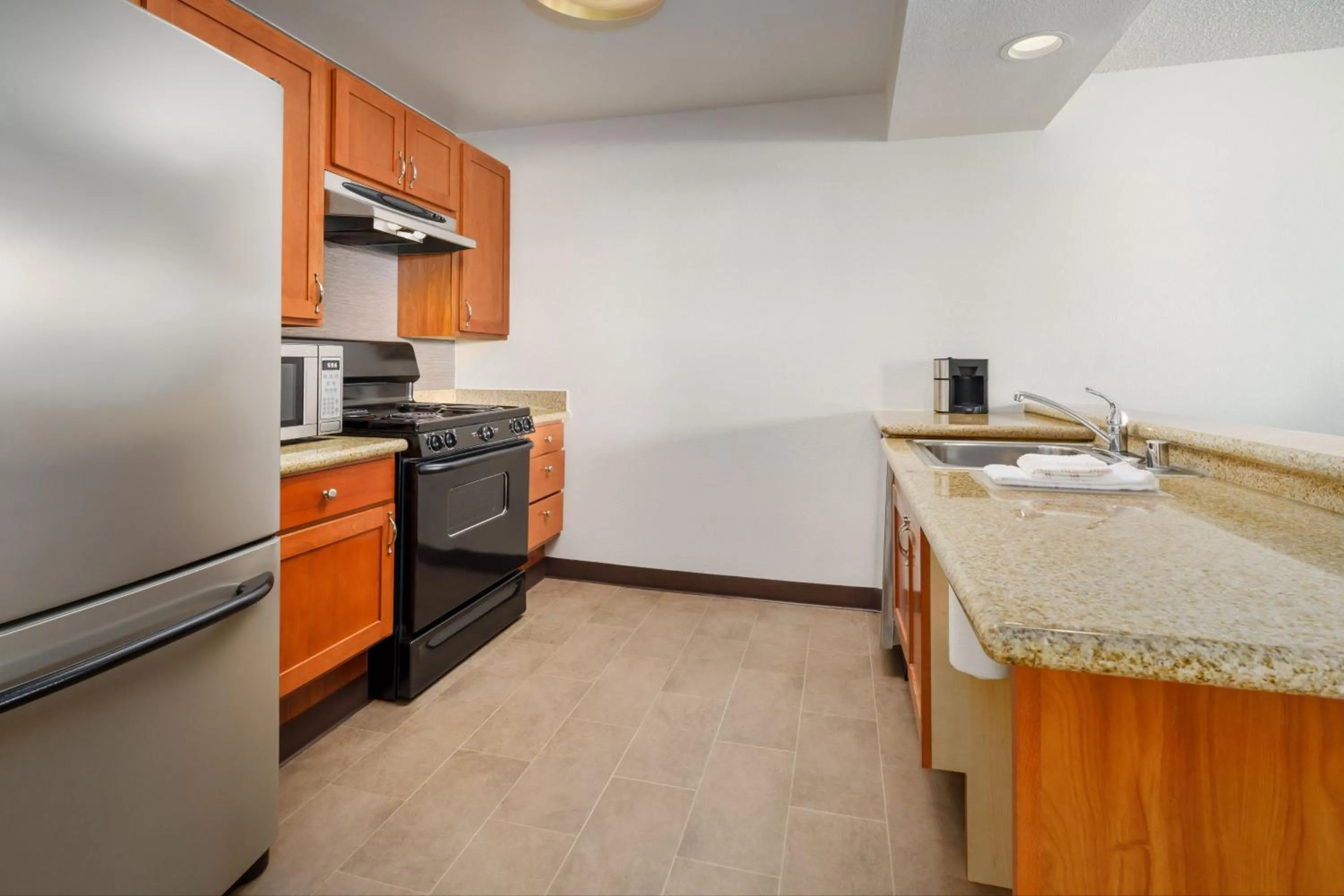Kitchen or kitchenette in Residence Inn Seattle Northeast/Bothell