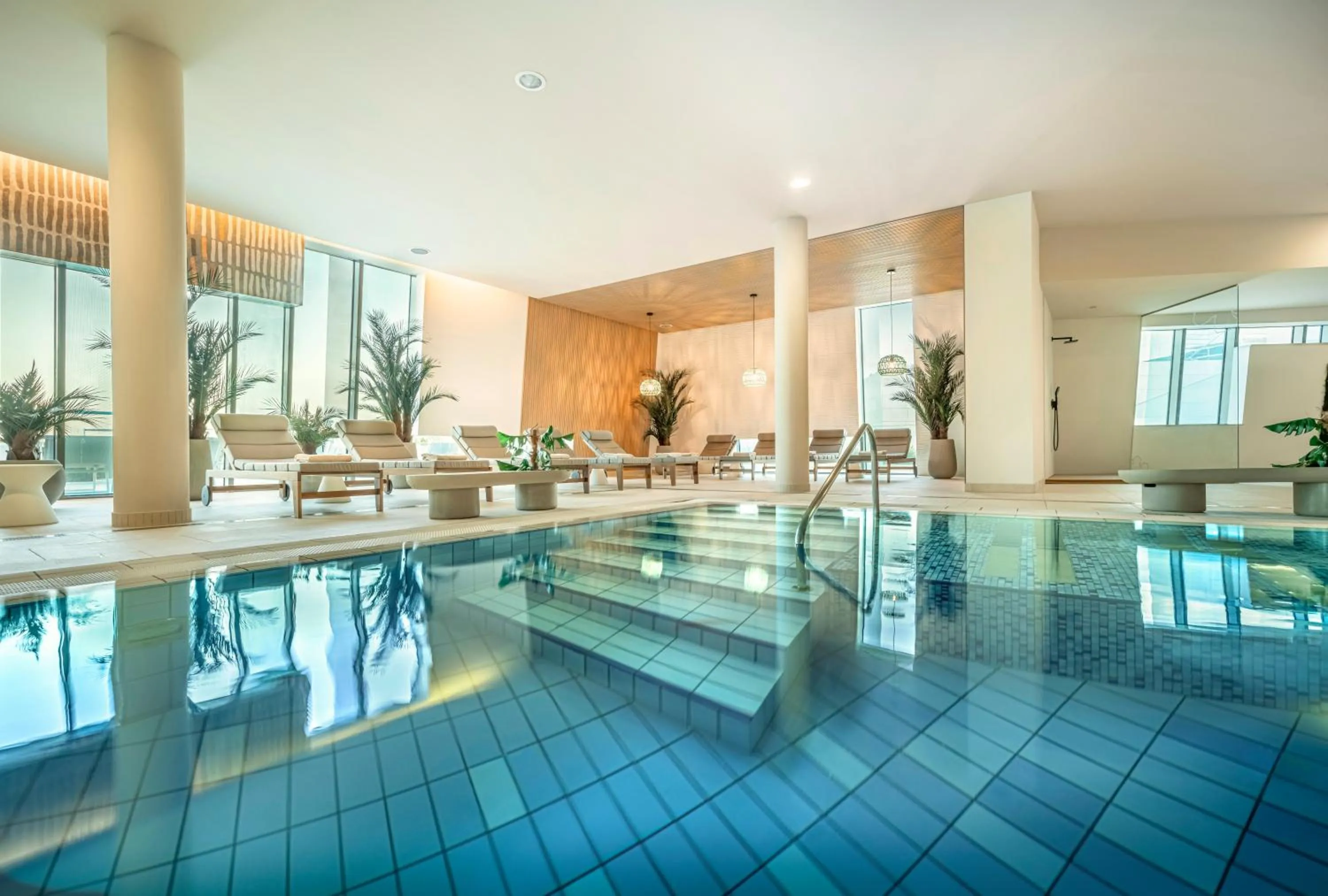 Swimming pool in Valamar Lacroma Hotel