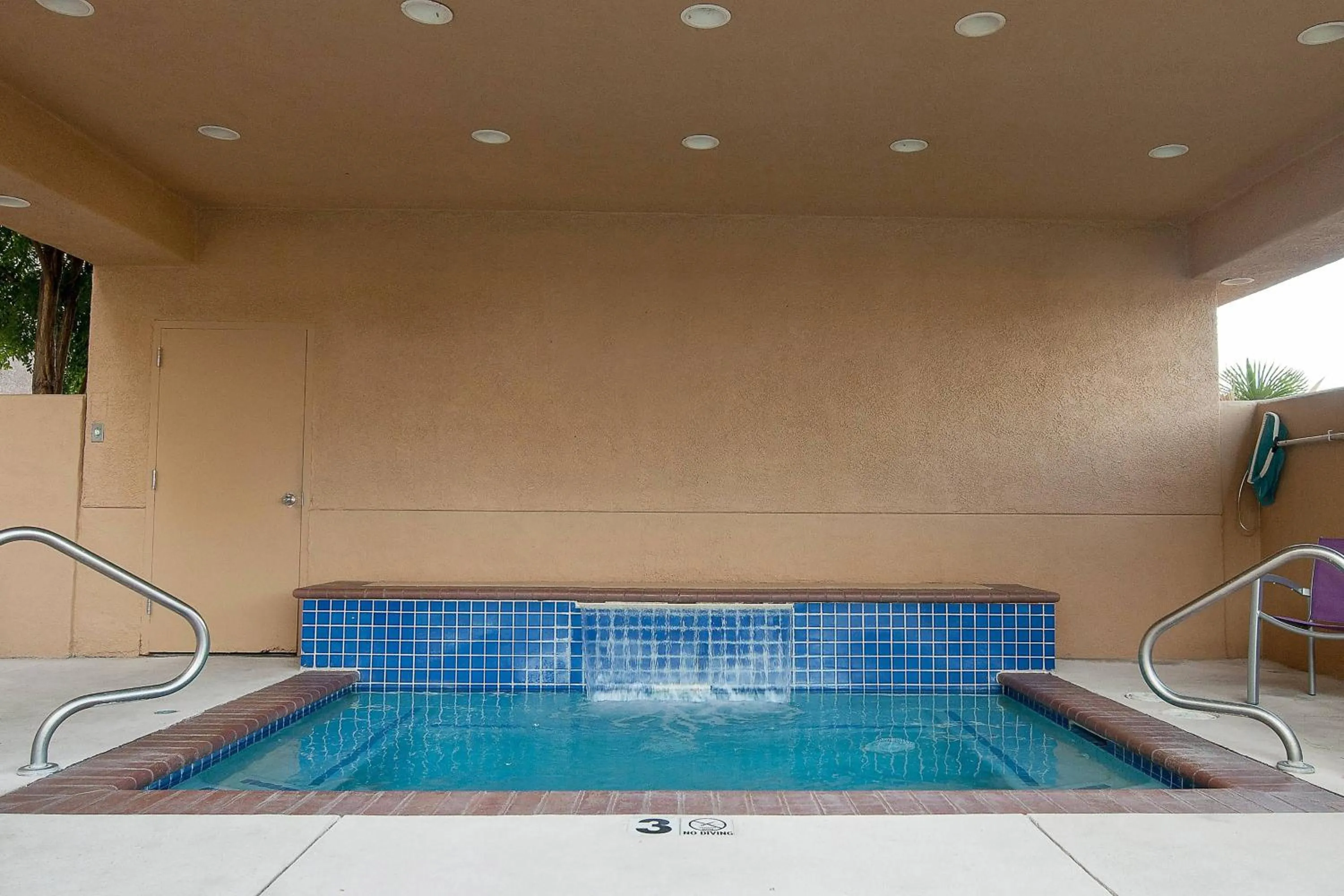 Swimming pool in Fairfield Inn St. George