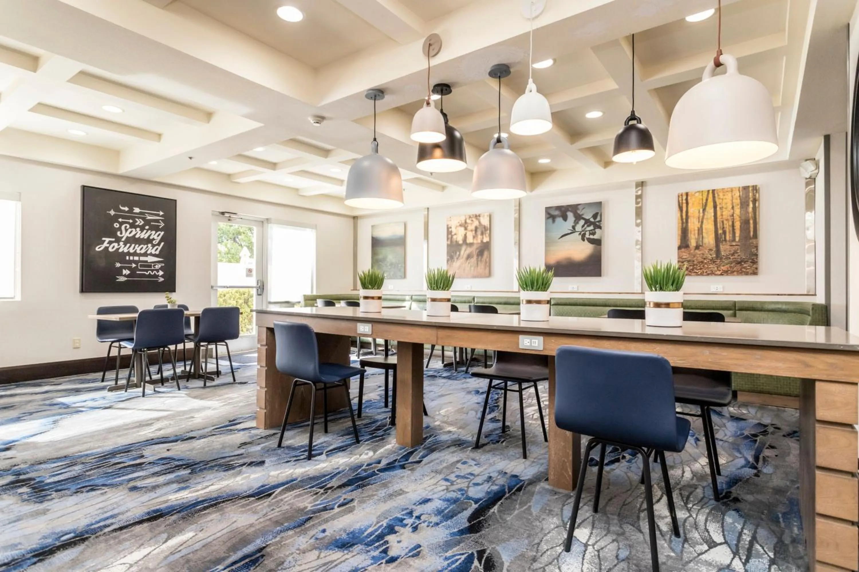 Breakfast in Fairfield Inn St. George