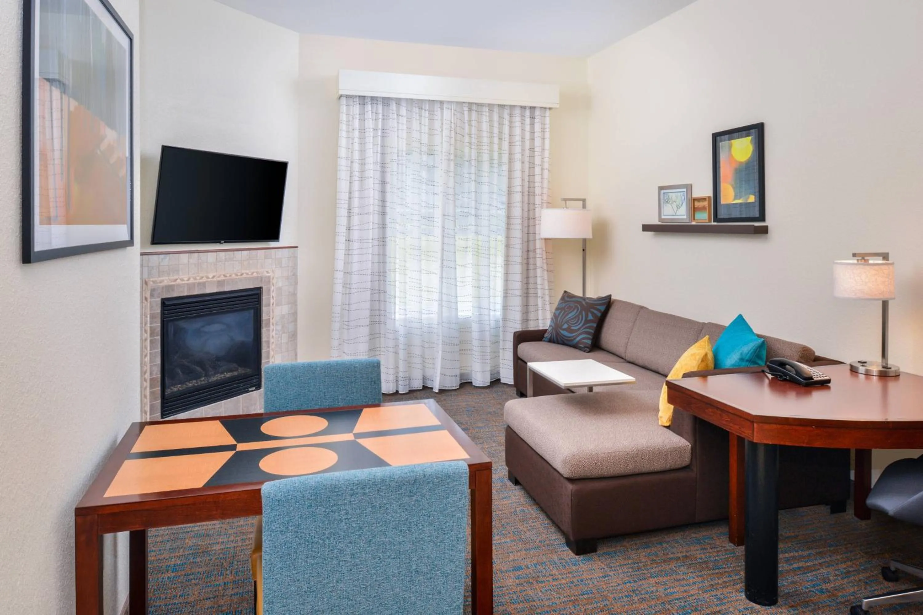 Living room in Residence Inn by Marriott Harrisonburg