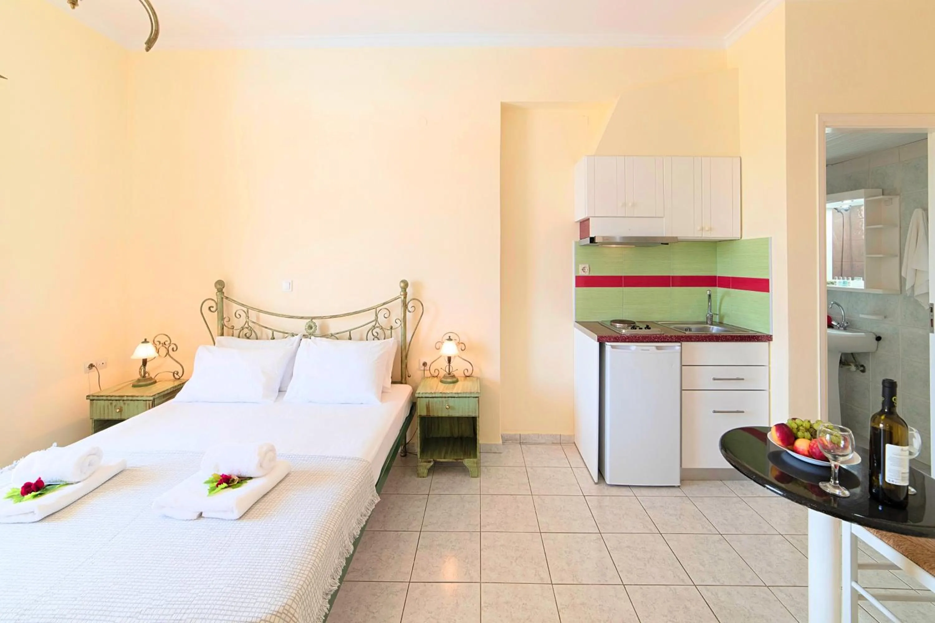 Photo of the whole room, Bed in Palladion Hotel